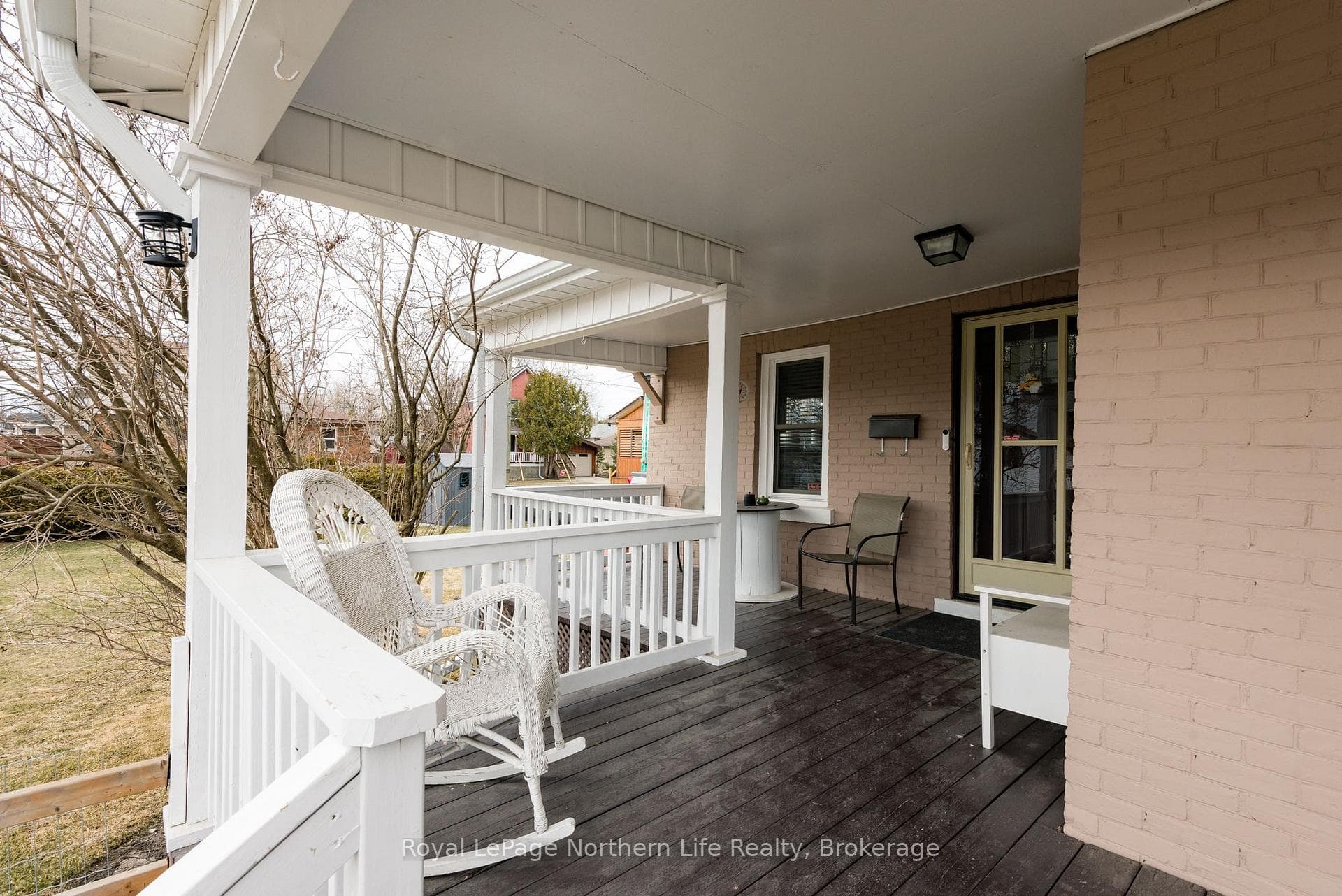 212 Second Avenue photo 6