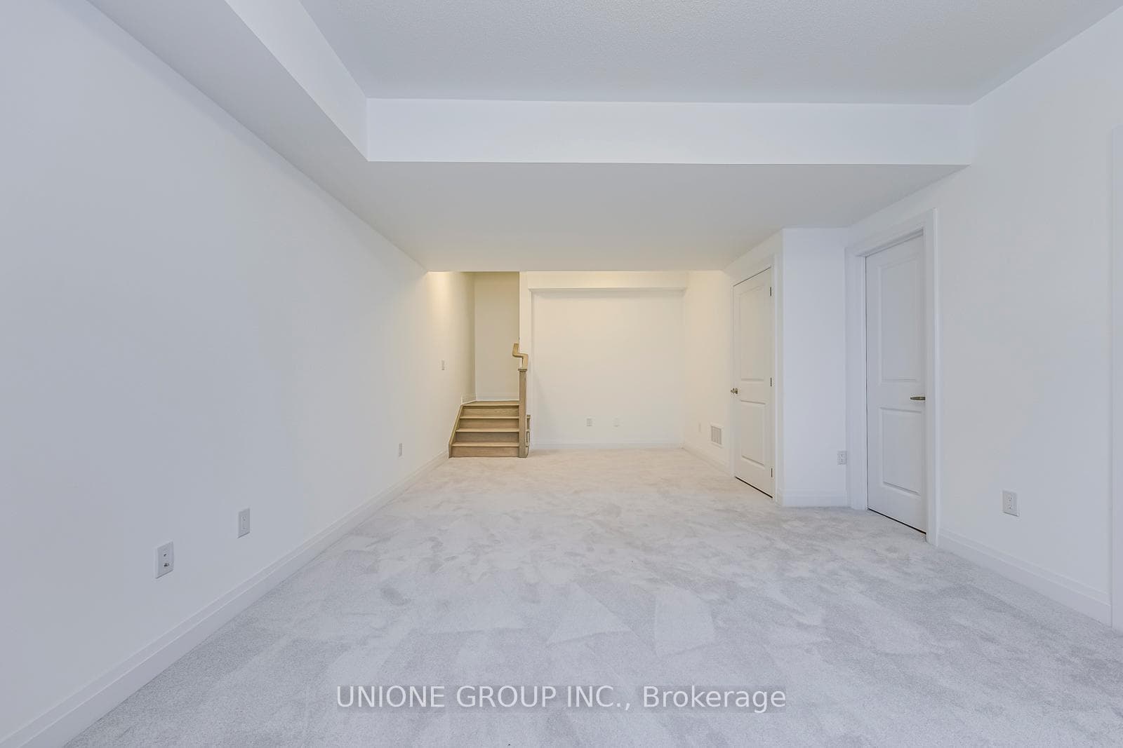 12 JACK BOWERBANK Boulevard photo 36