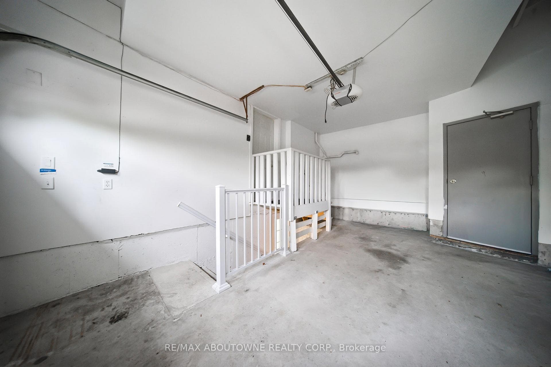 5129 Boardwalk Drive photo 28