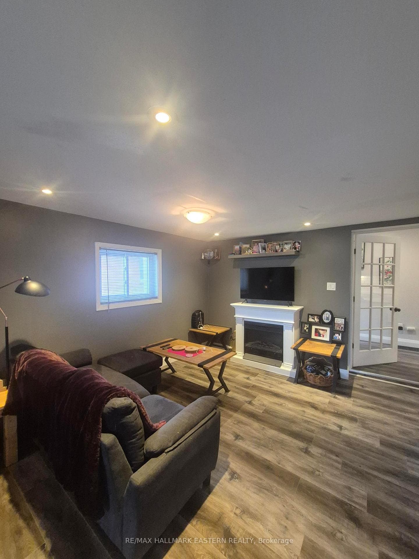 779 Chamberlain Street photo 5