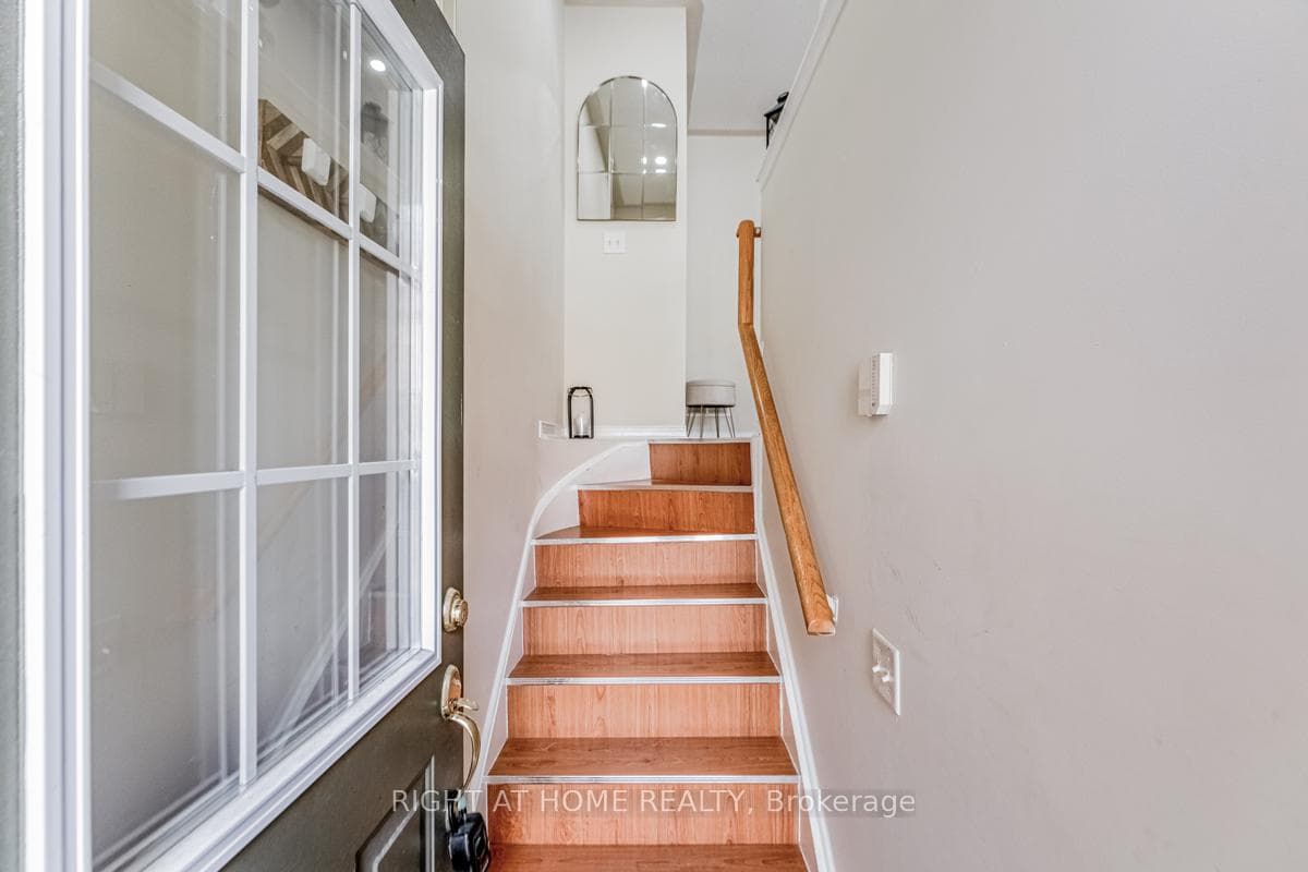 50 Strathaven Drive Unit 102 photo 4