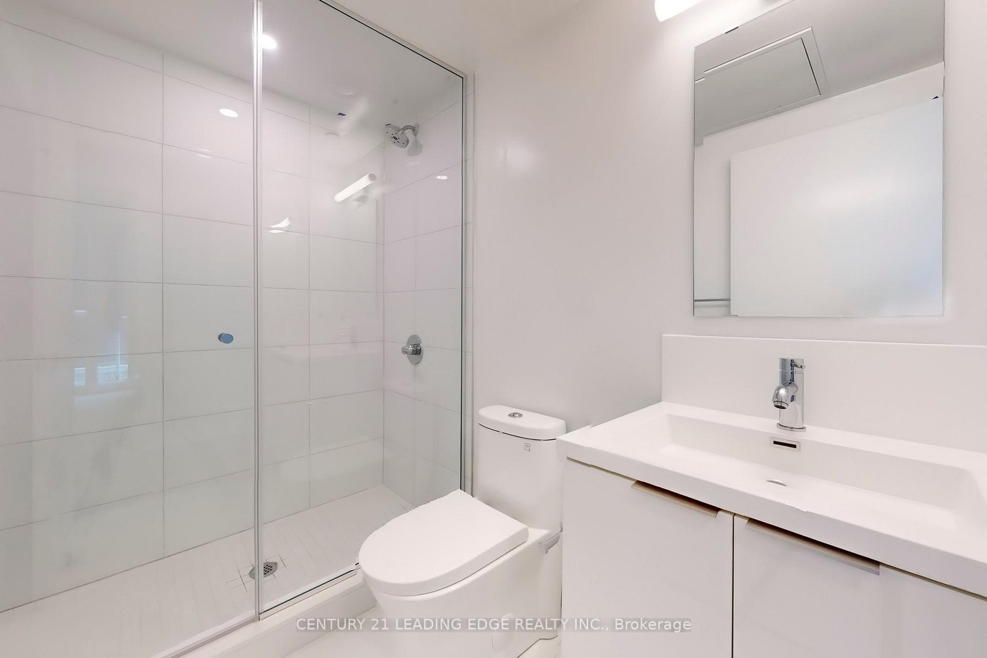 121 St Patrick Street Unit 1711 photo 6