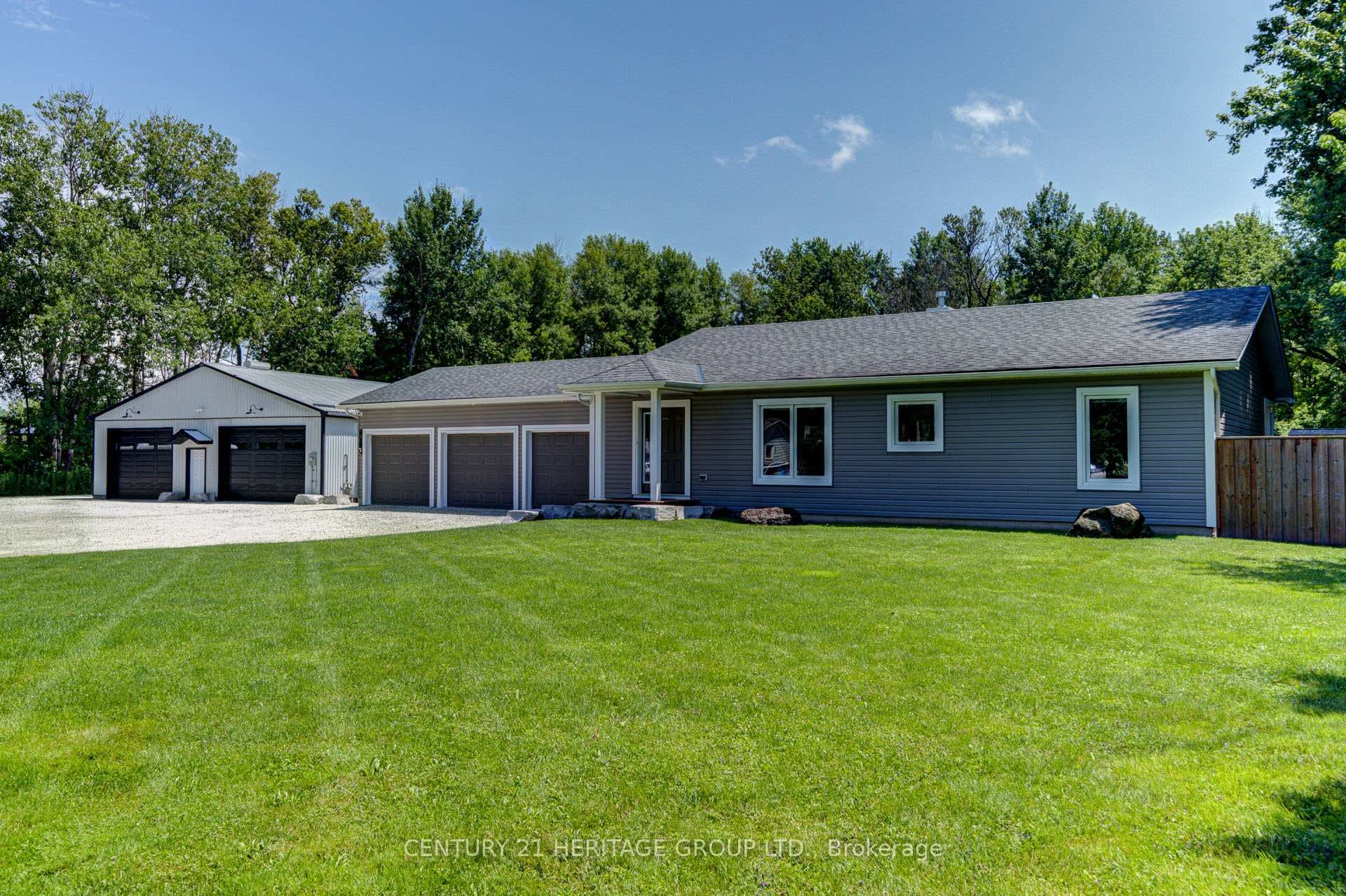 1213 Shore Acres Drive photo 2
