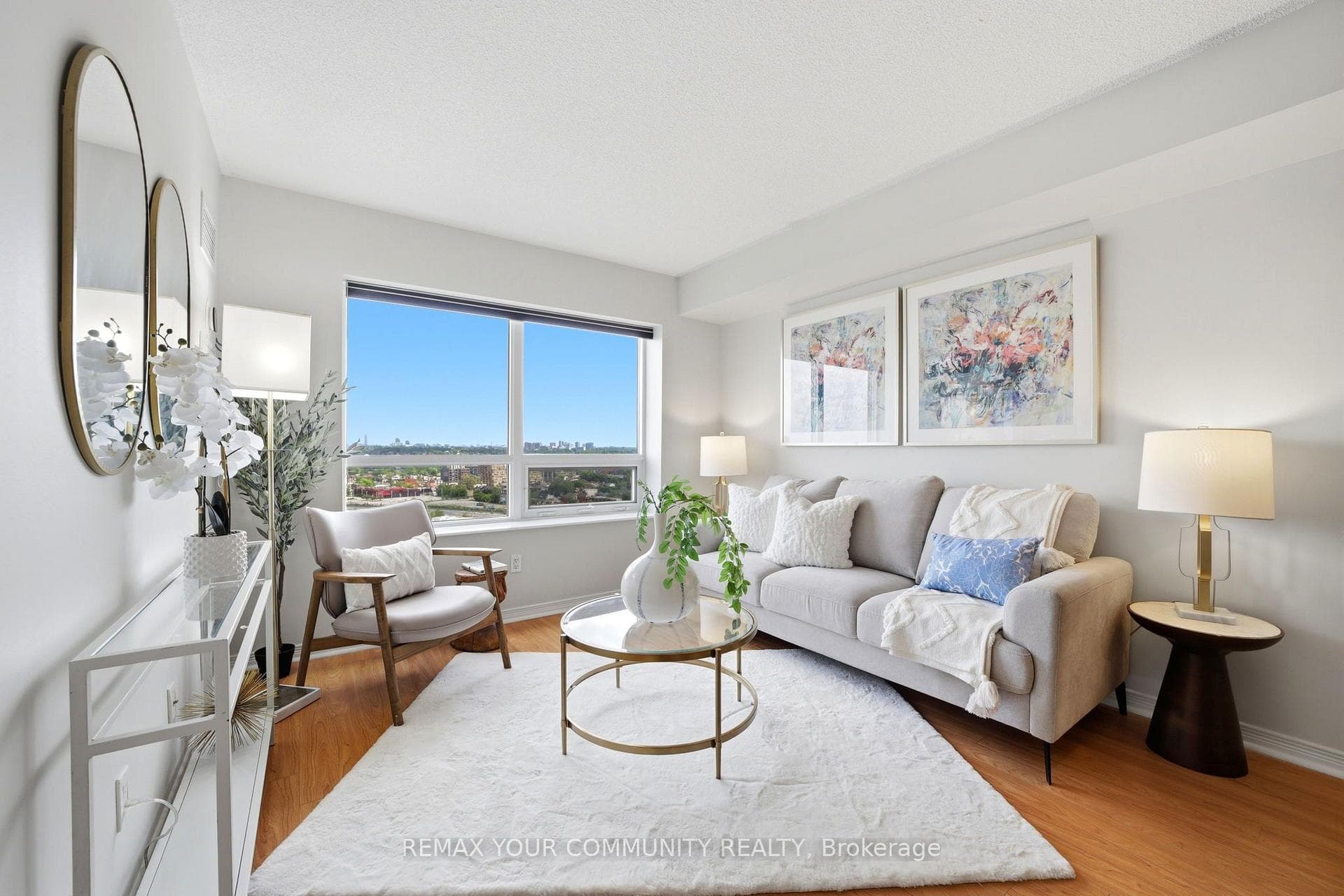 60 Heintzman Street Unit 2102 photo 1
