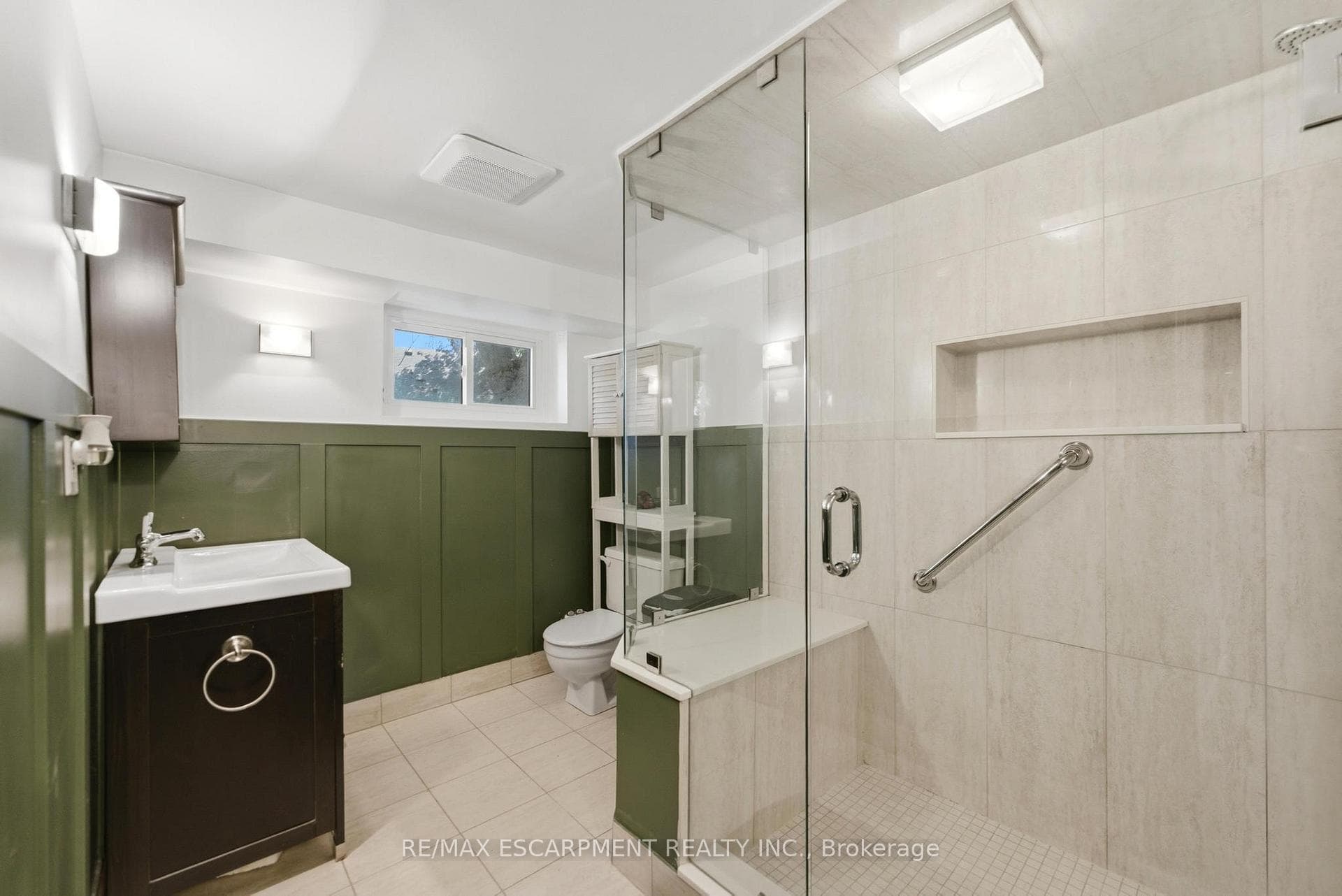 23 Marion Crescent photo 28