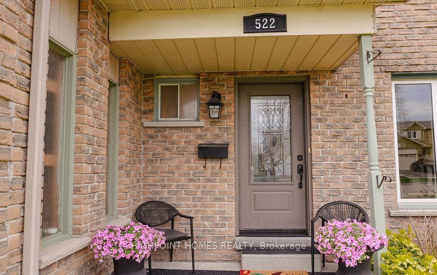 522 Powell Road photo 3