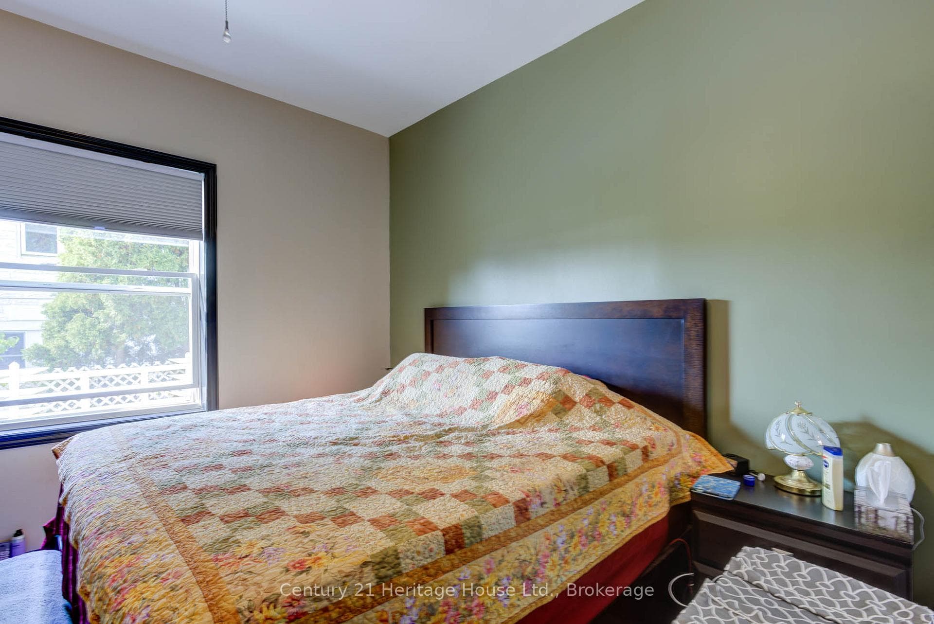 276 12TH Street photo 10