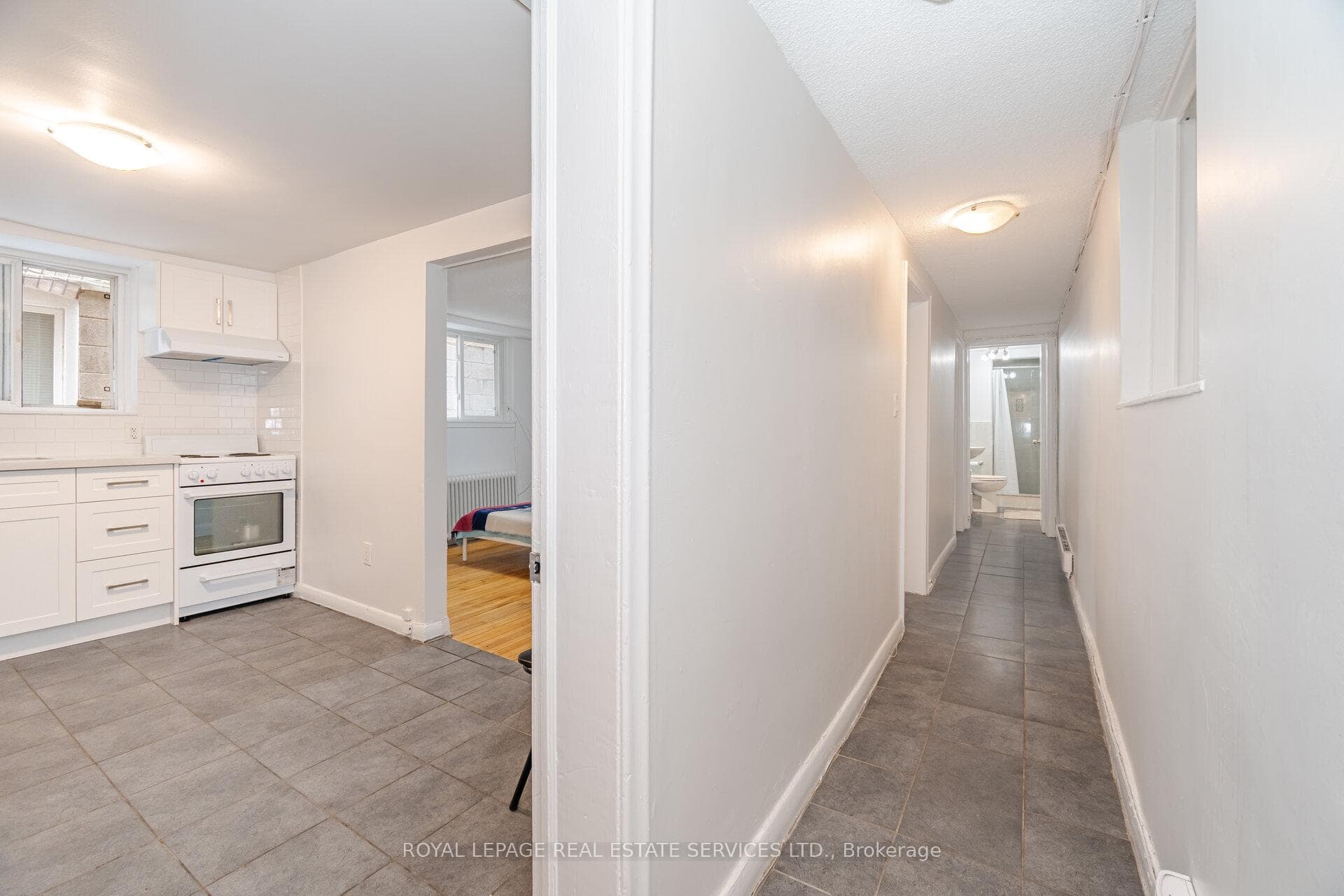 475 Winona Drive photo 33