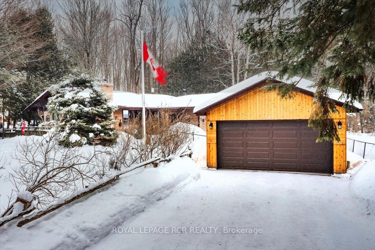 Detached Garage