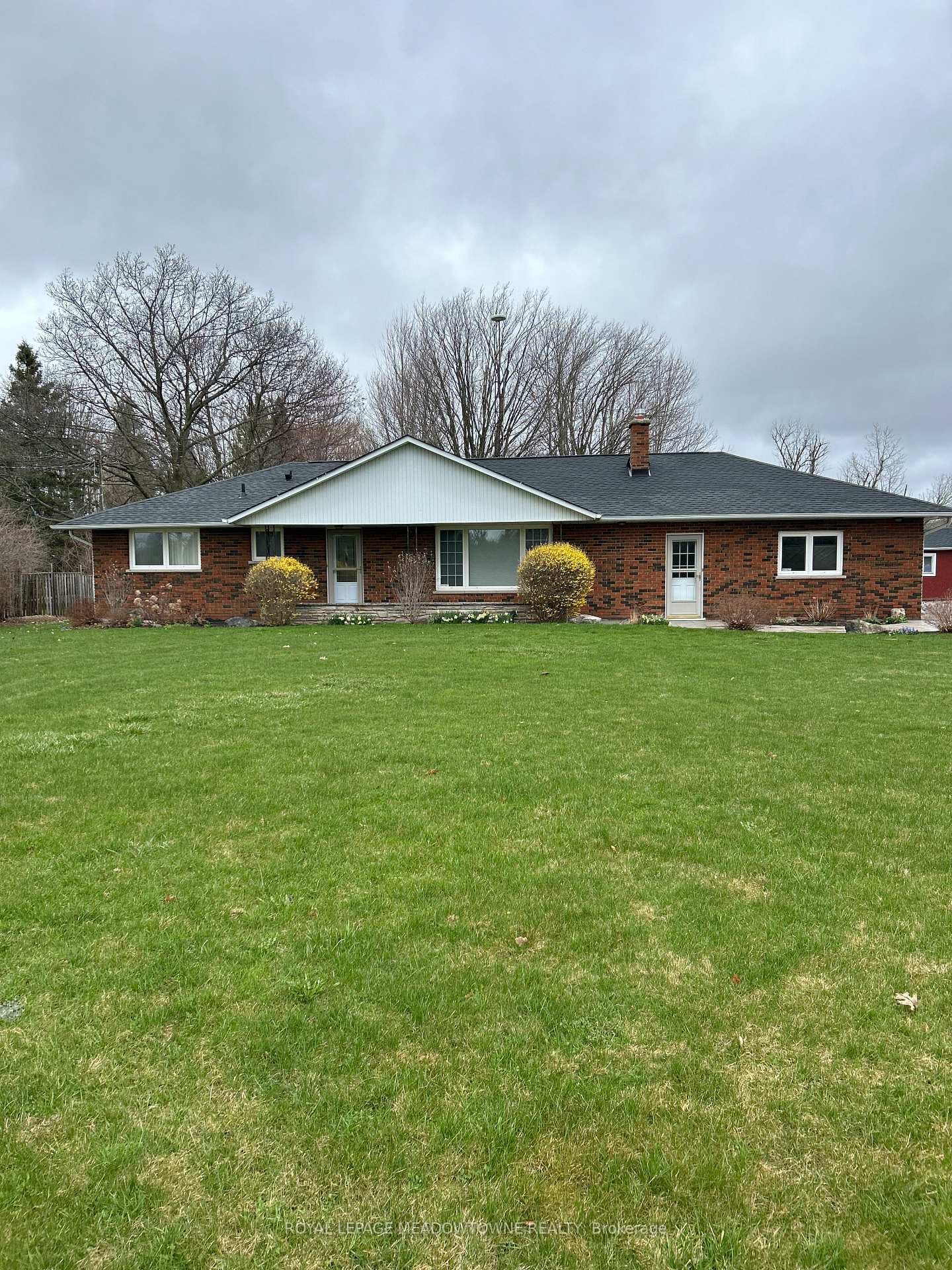 14255 Trafalgar Road photo 1