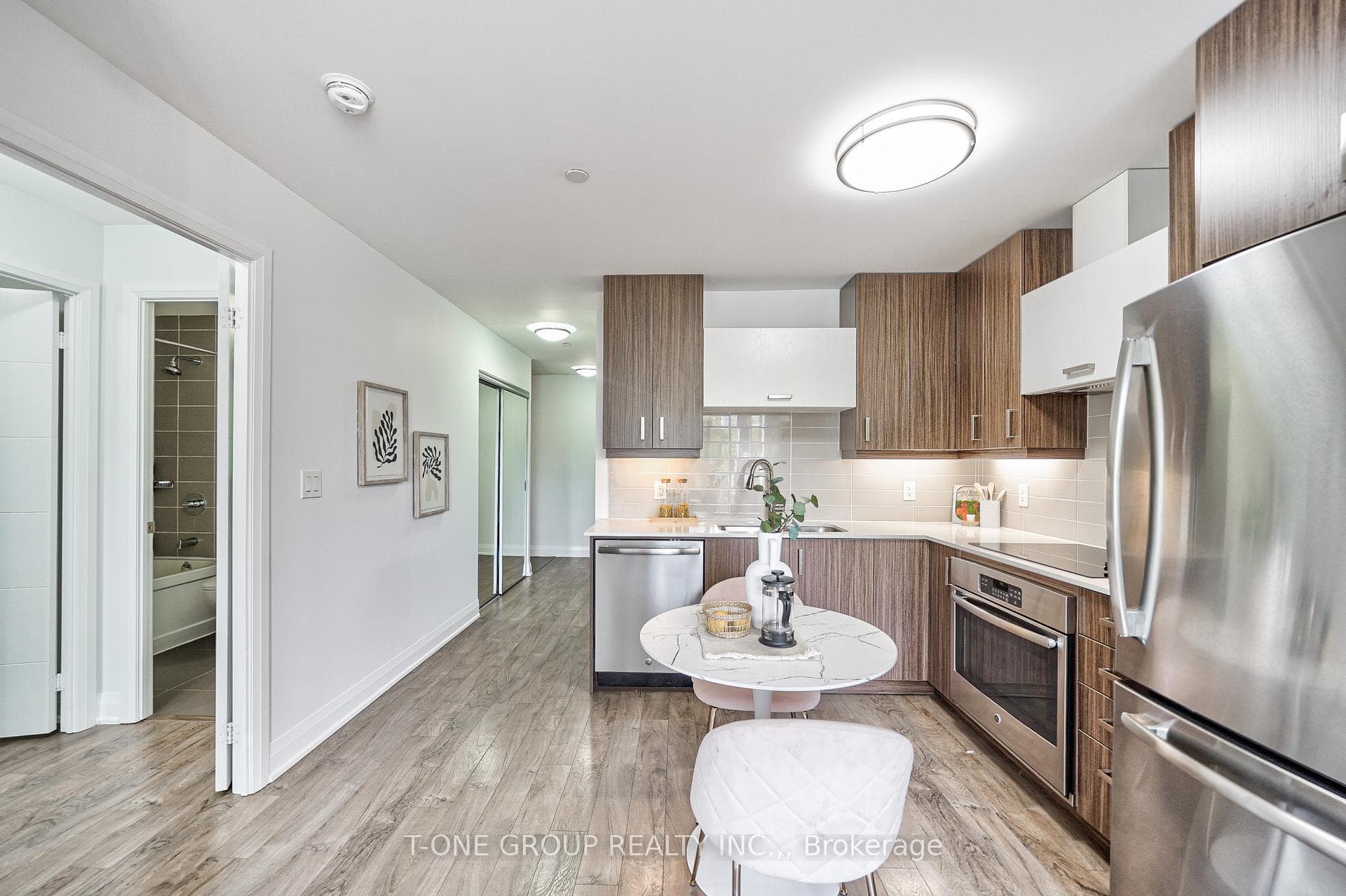 18 Uptown Drive Unit 227 photo 14