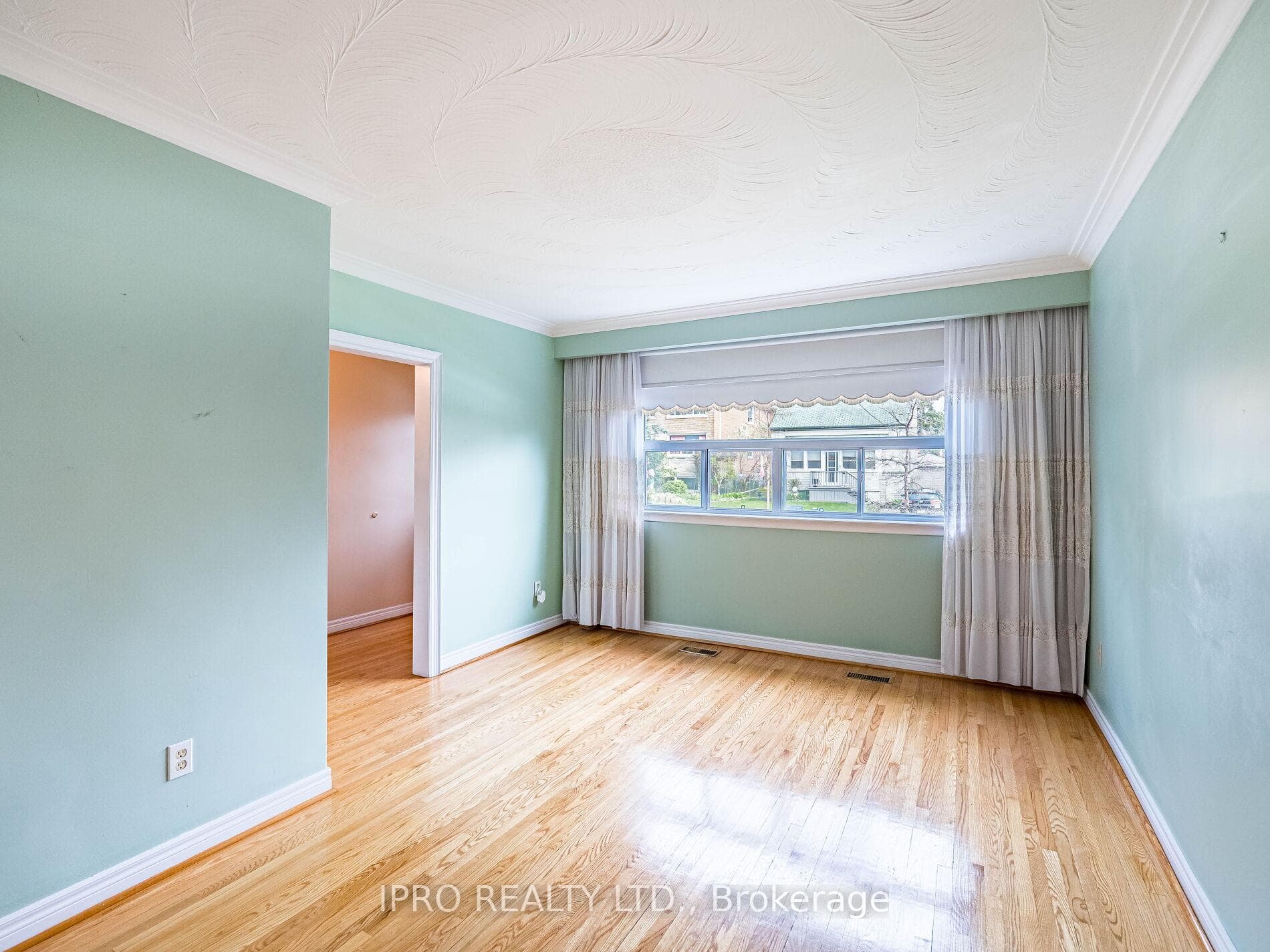 43 Heman Street photo 12