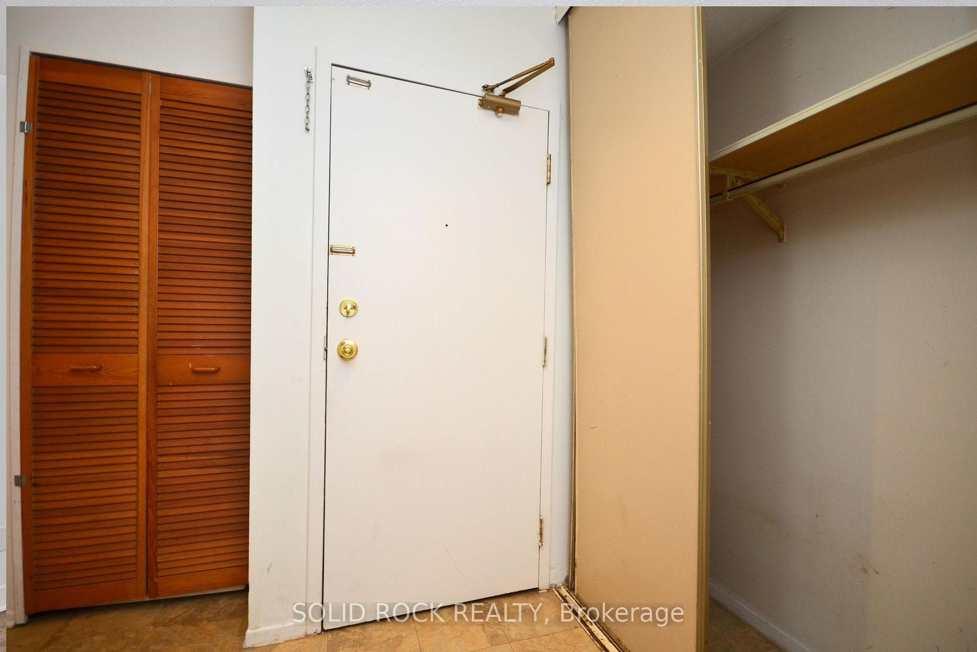 316 Lorry Greenberg Drive Unit 124 photo 5
