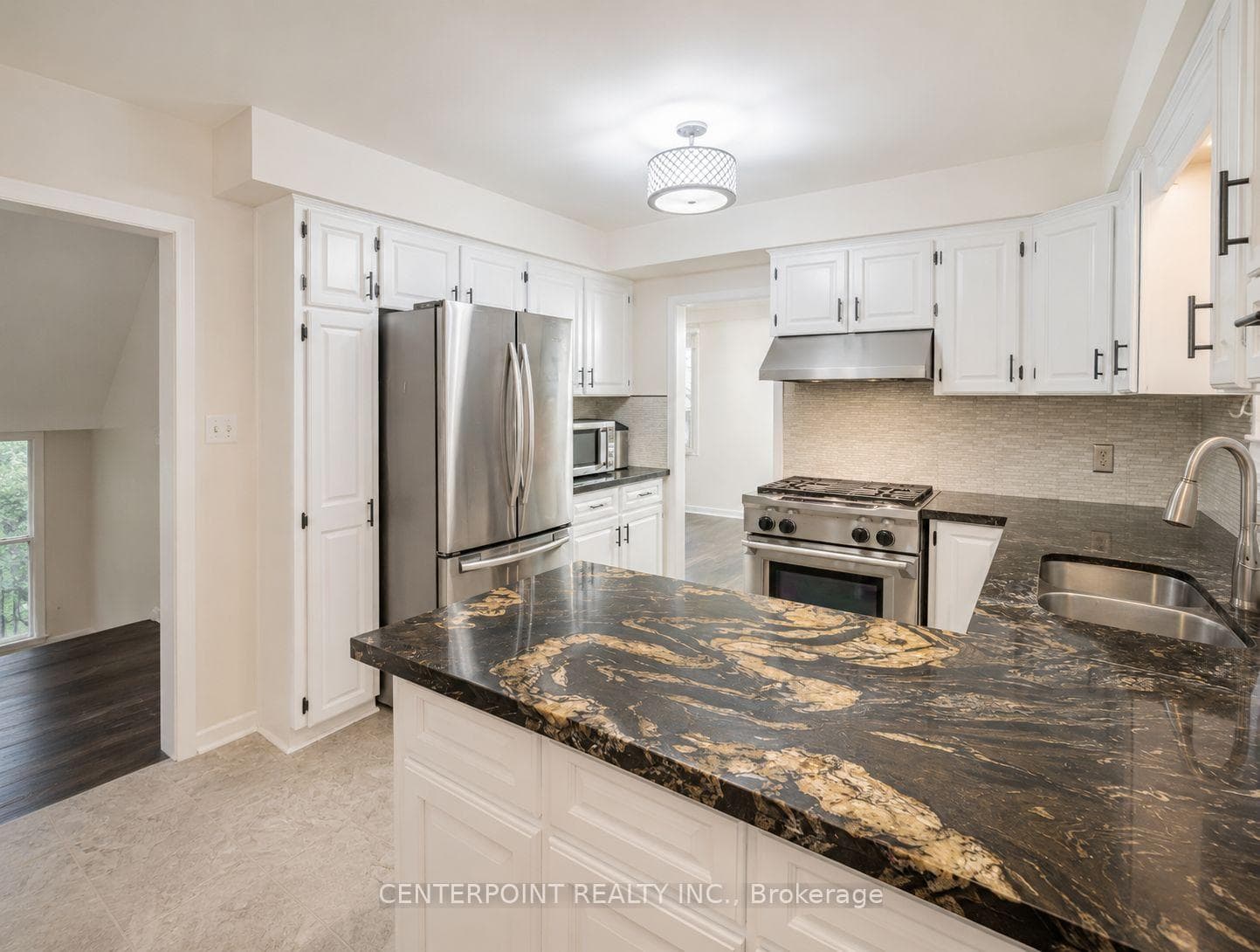 7 Elliott Avenue photo 6