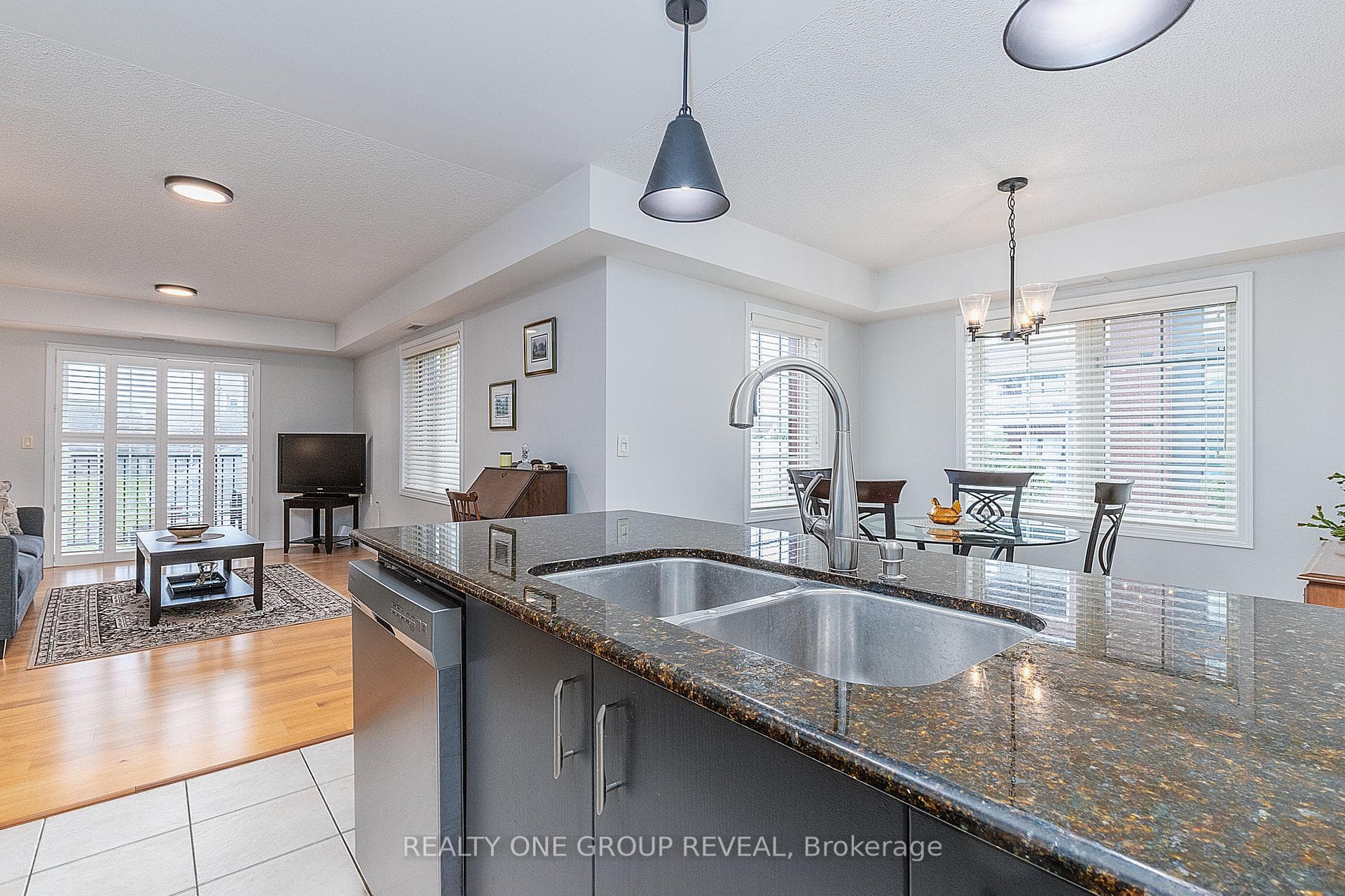 61 Clarington Boulevard Unit 212 photo 4