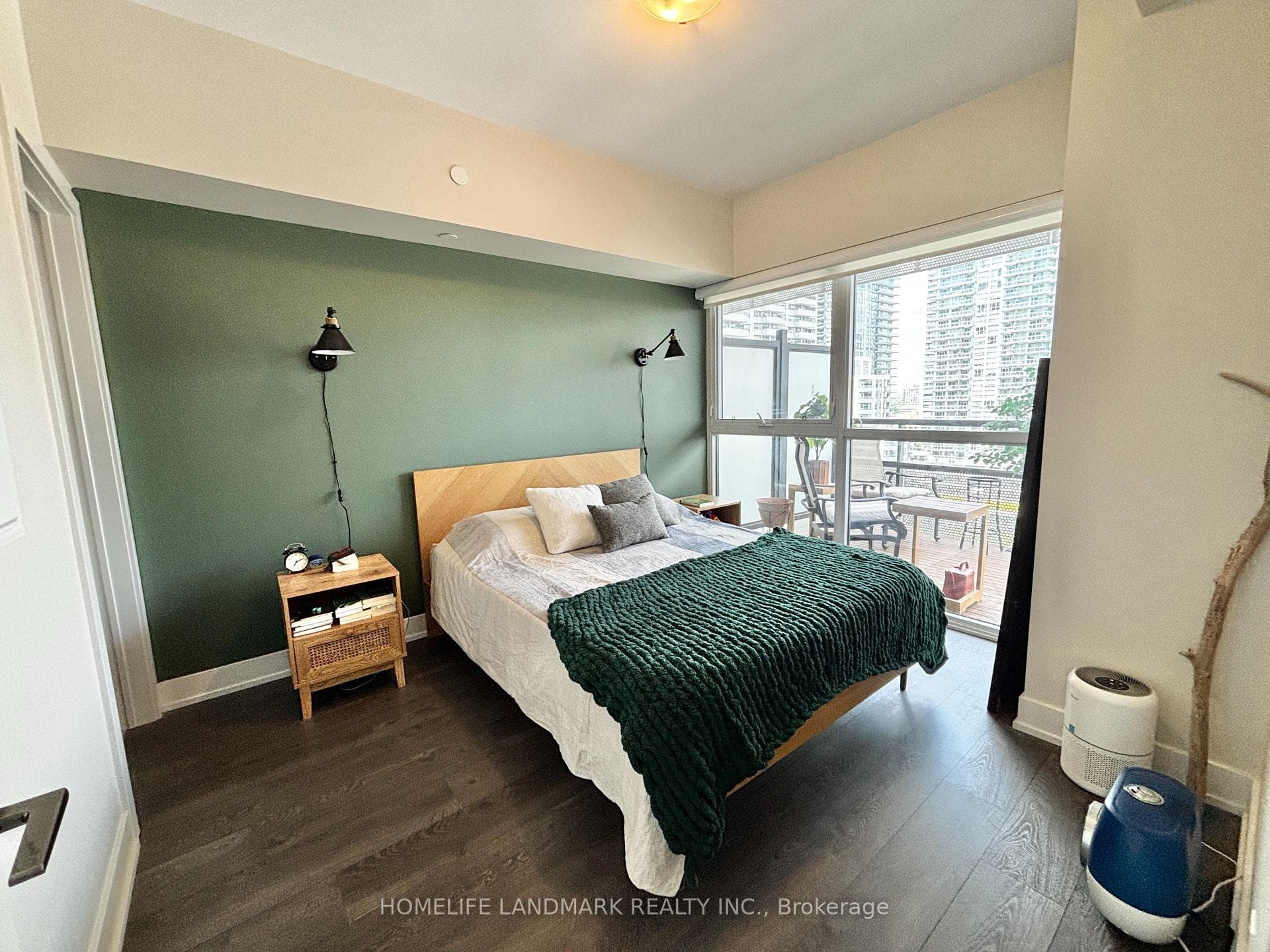 11 Lillian Street Unit 1408 photo 1