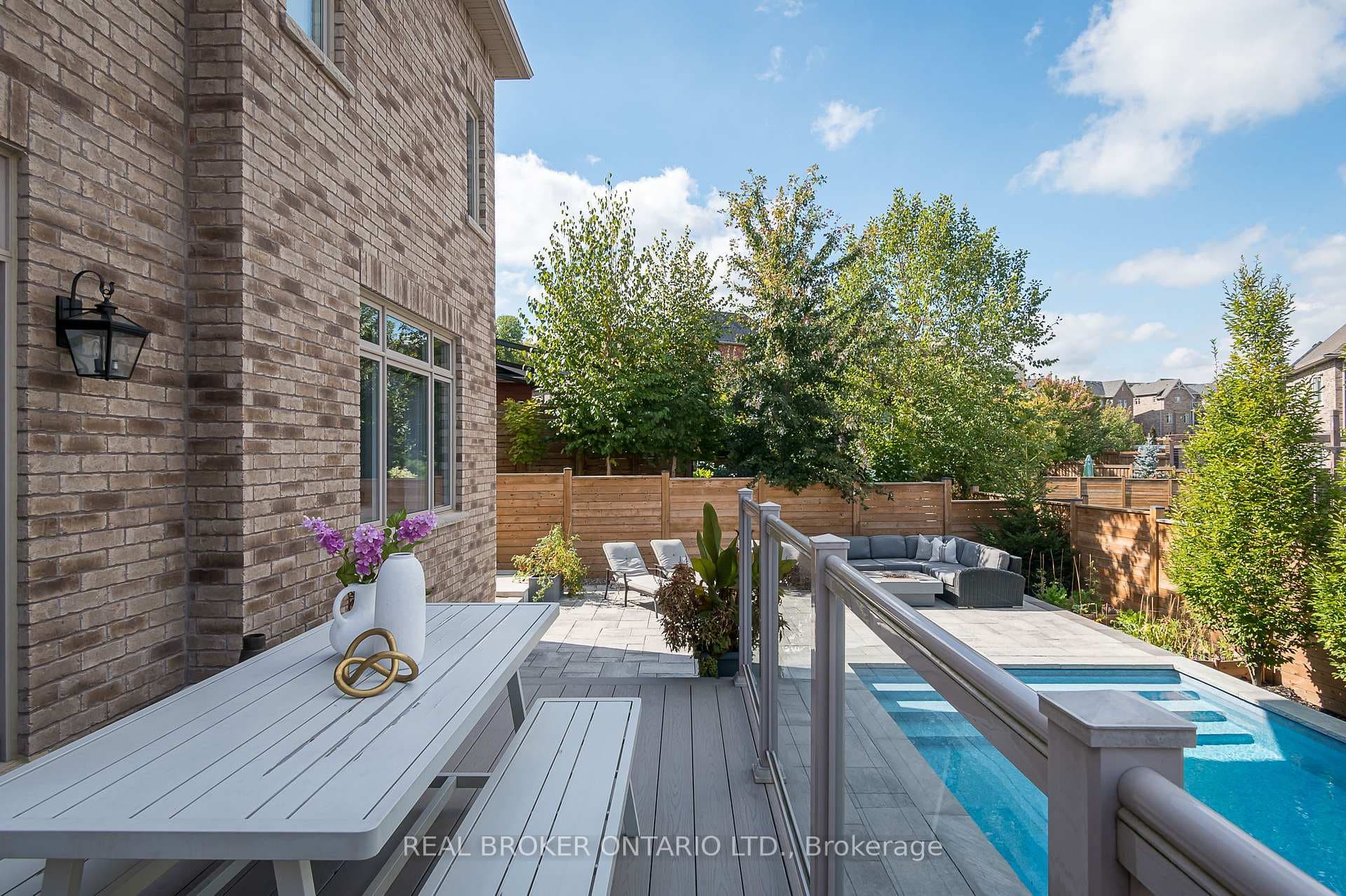 67 Foxtail Court photo 48