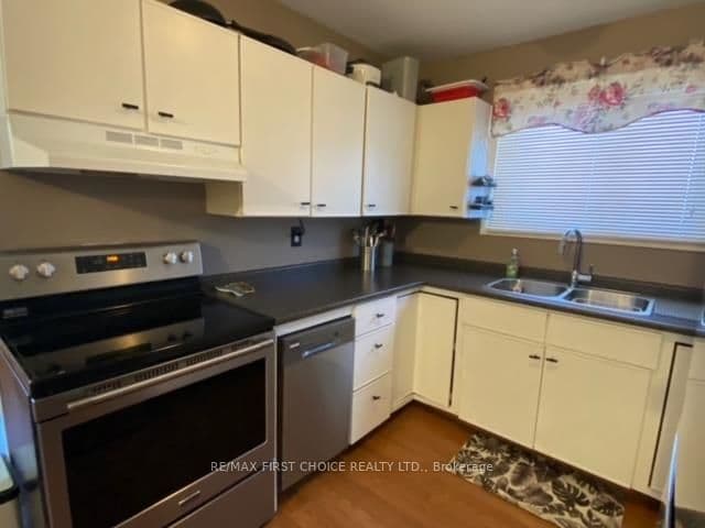342 Sunflower Street photo 9