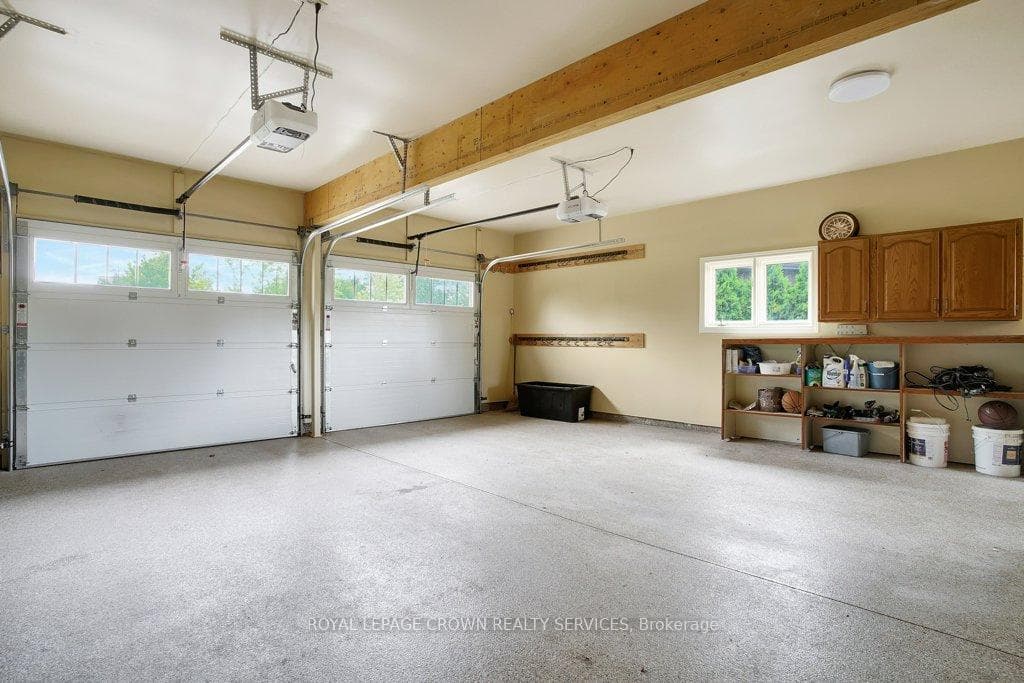 146 Silver Maple Crescent photo 26