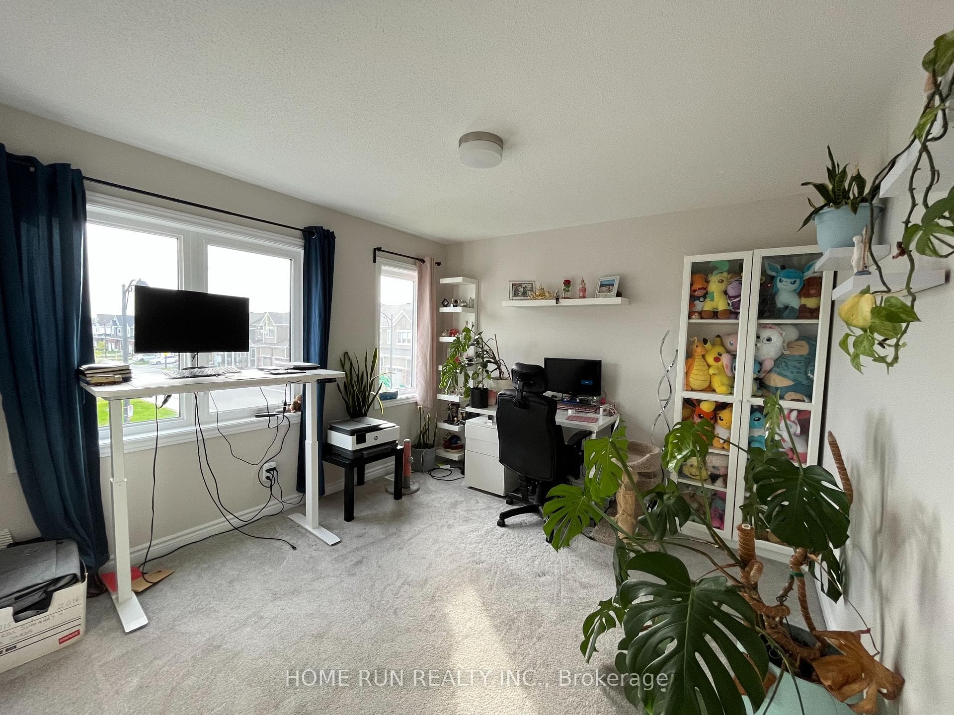 241 Surface Lane photo 12