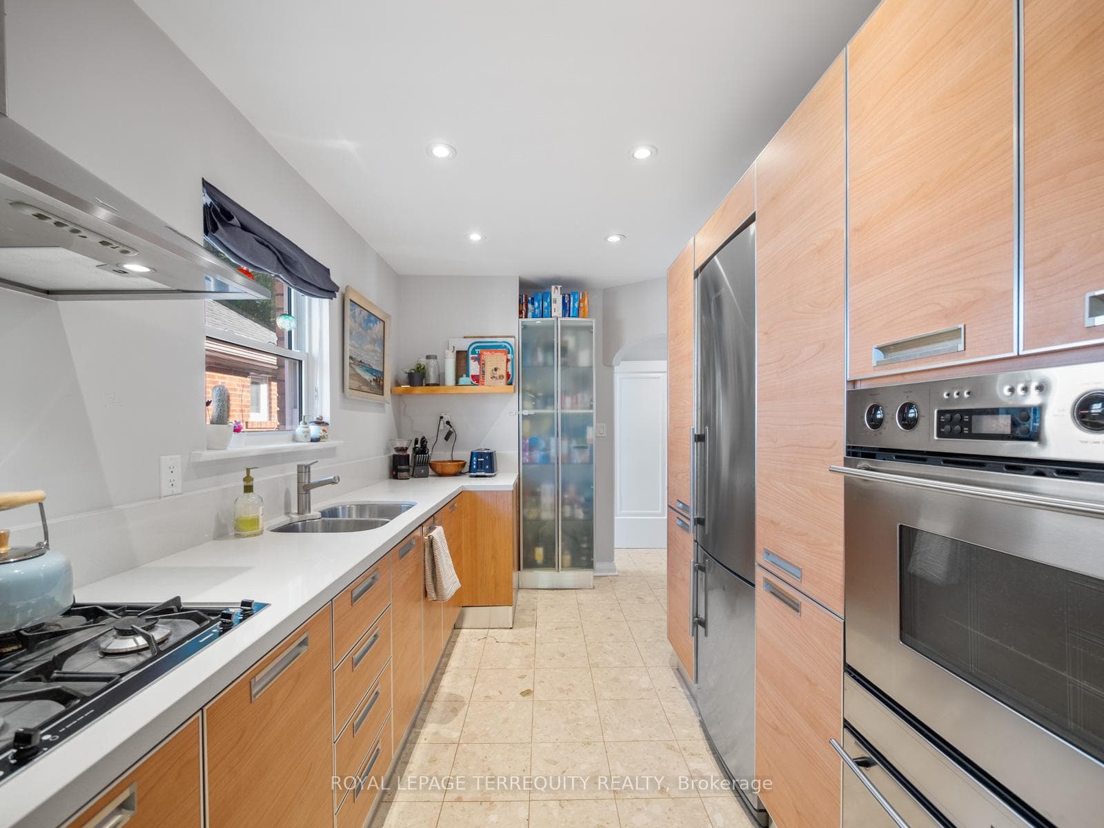 53 Glenroy Avenue photo 5