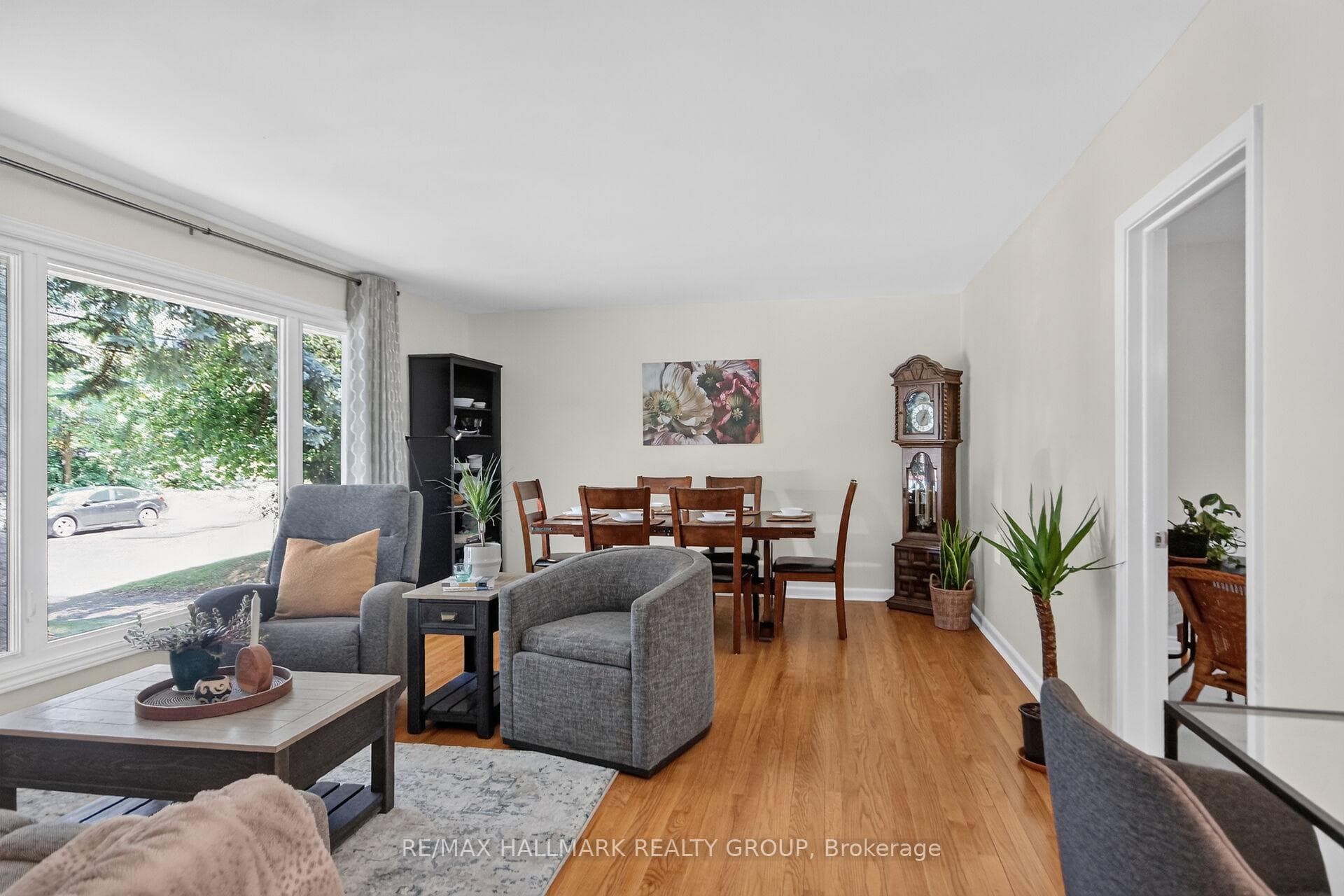 2670 Iris Street photo 8