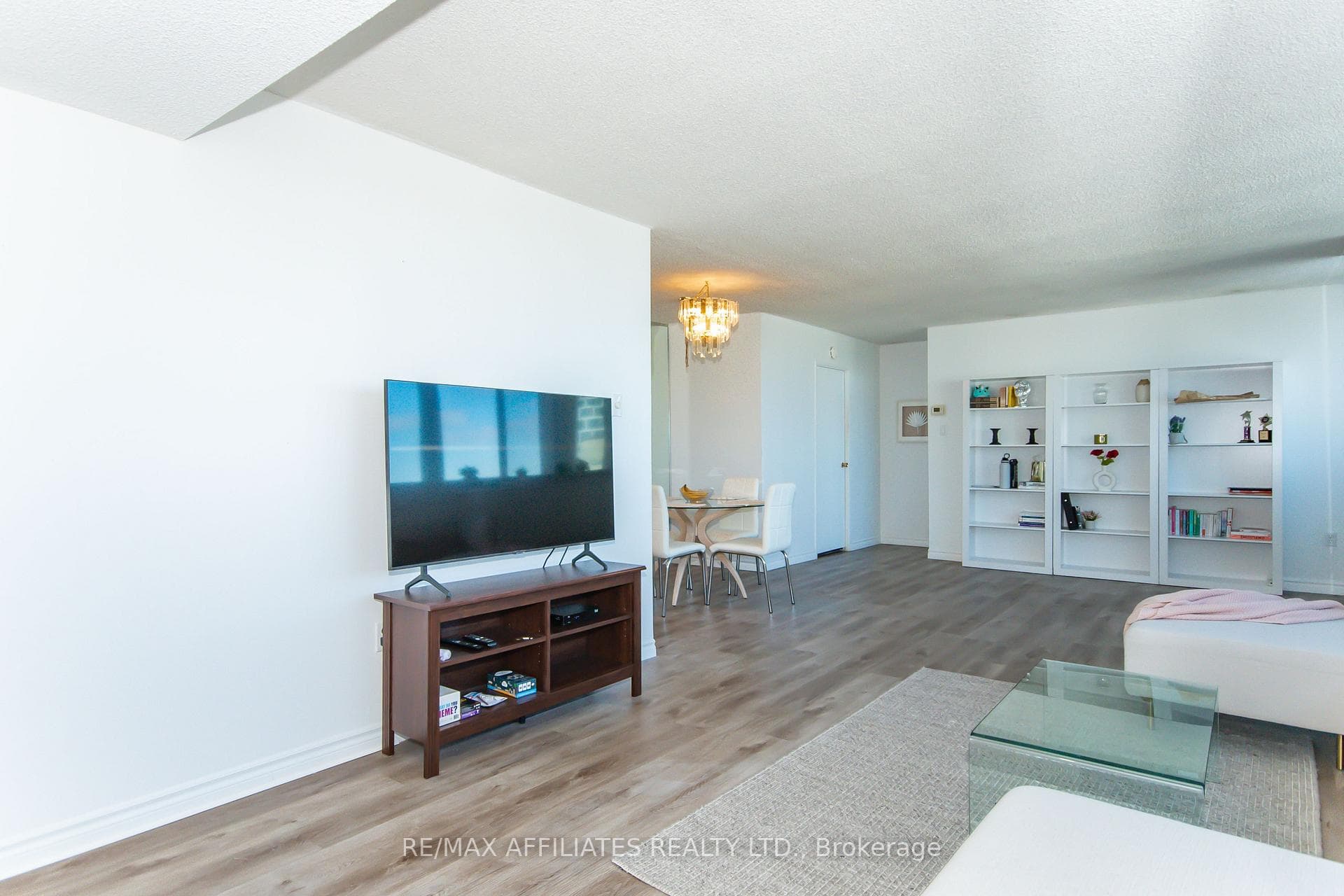 500 Laurier Avenue Unit 2104 photo 13