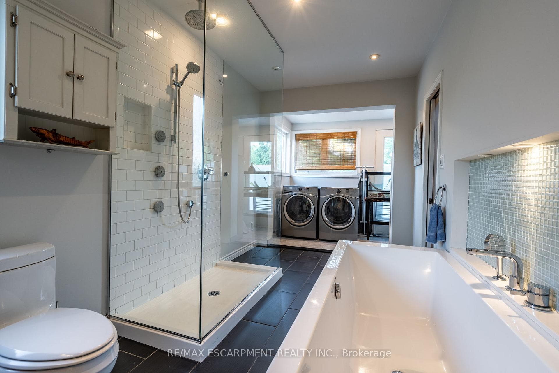 35 MOUNTAIN Avenue photo 11