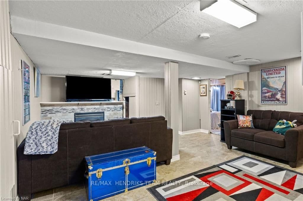 19 FAIRBURN Avenue photo 23