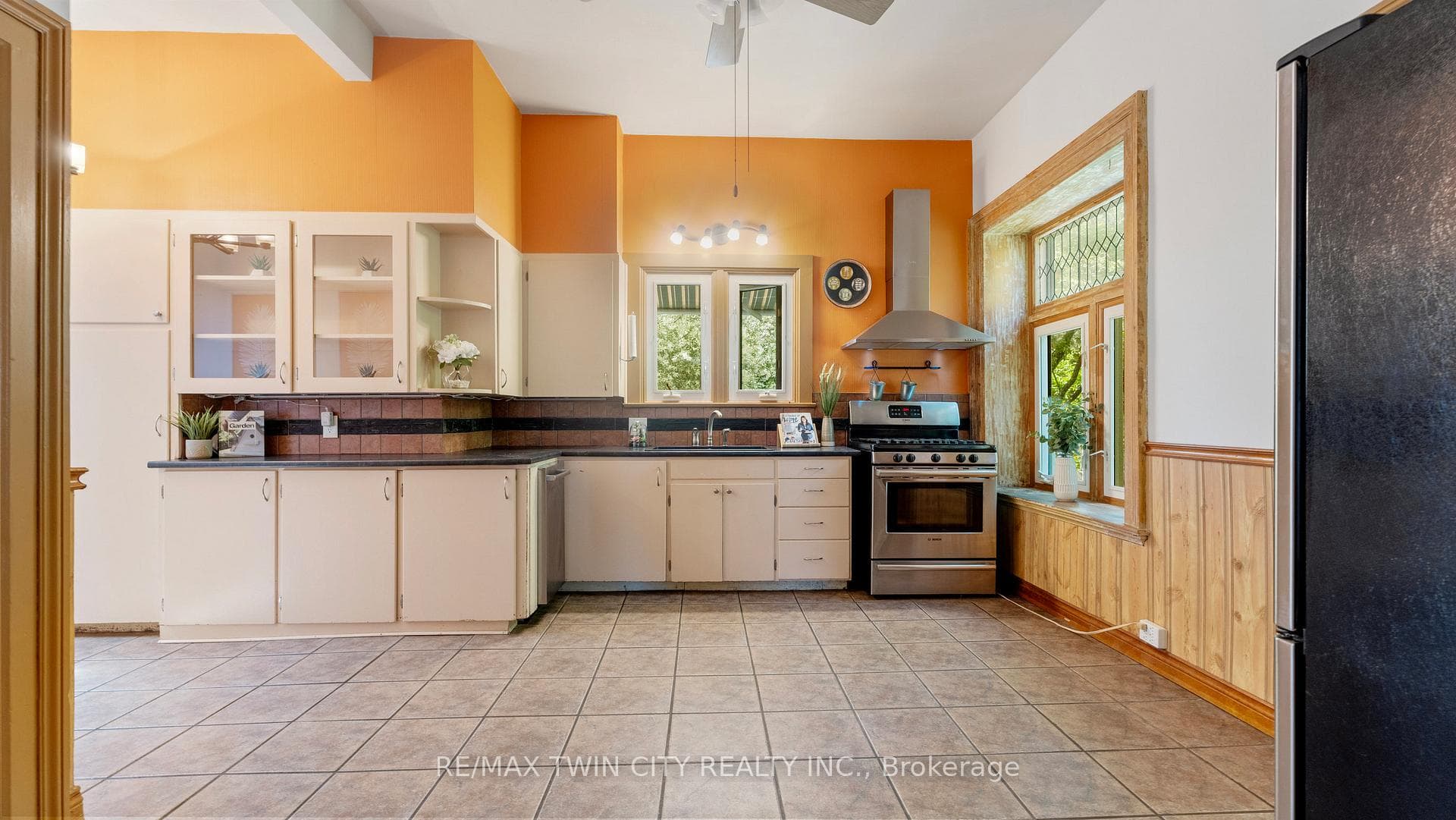21 Scarfe Avenue photo 11