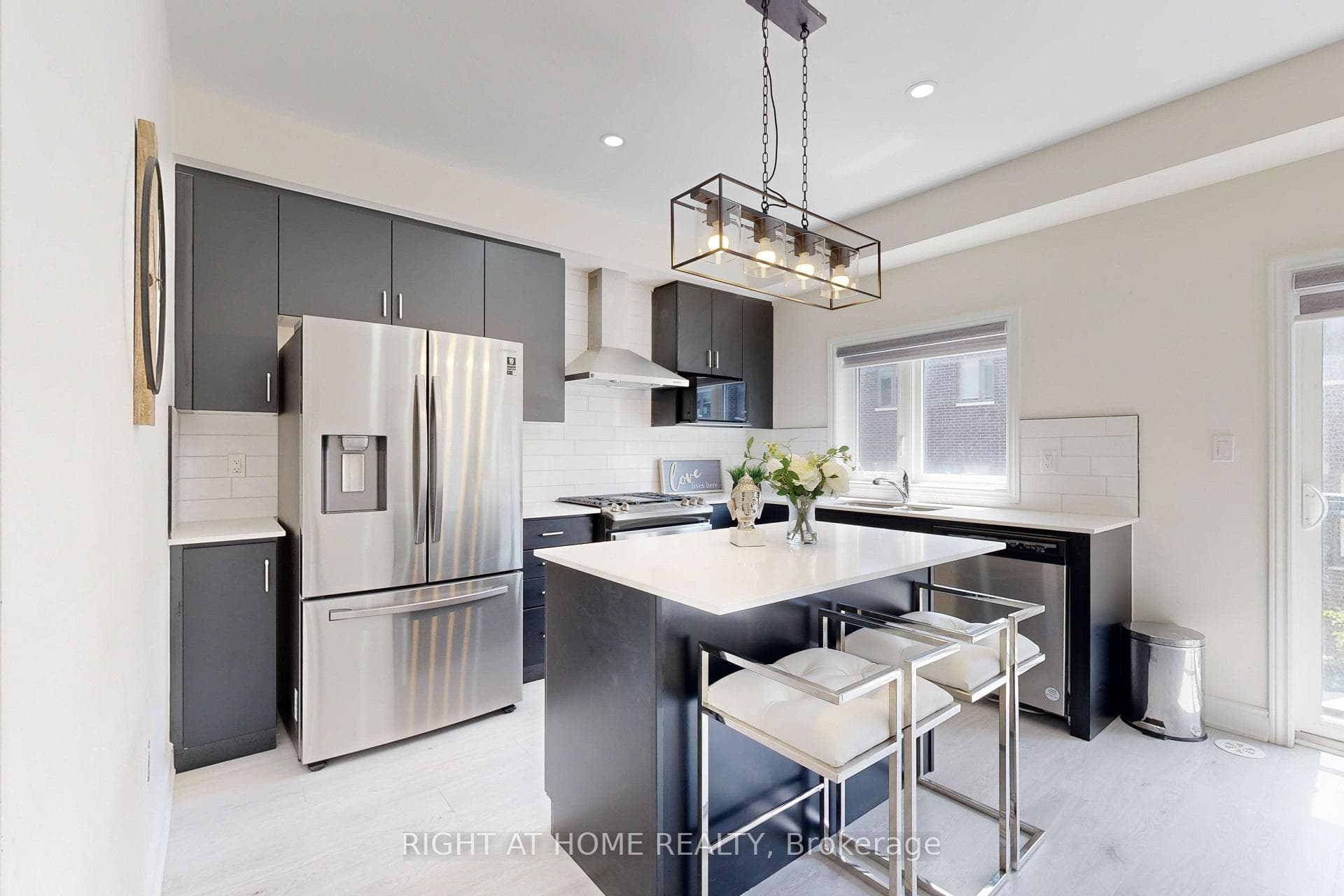 250 Finch Avenue Unit 602 photo 19