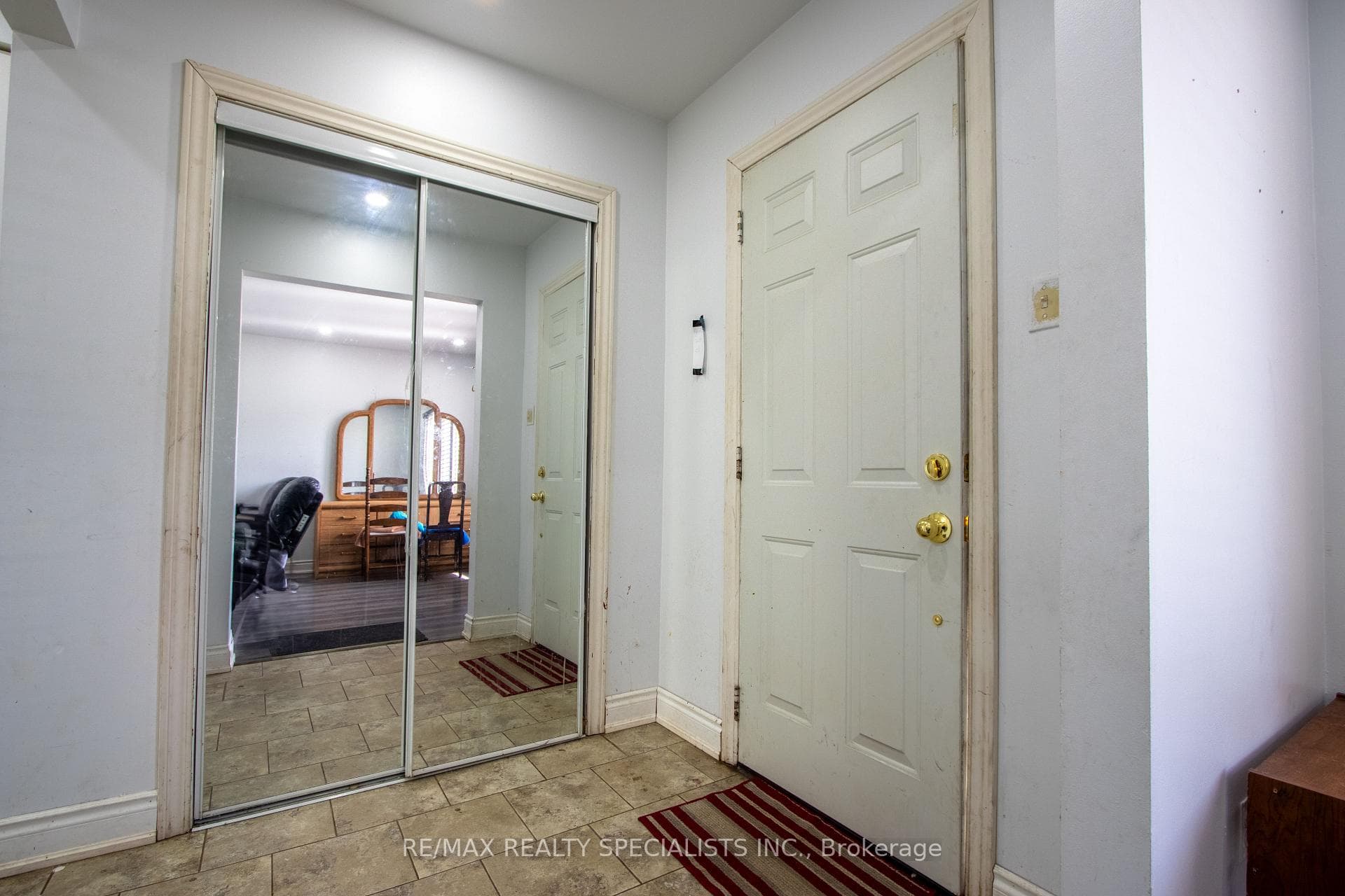 44 Manor Crescent Unit (Upper) photo 8