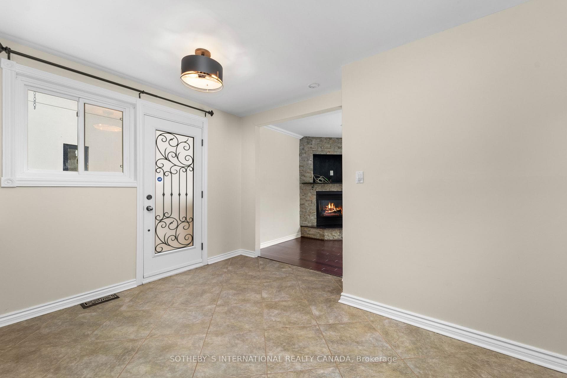 103 Murray Drive Unit Main photo 11