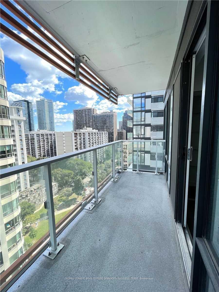 18 Maitland Terrace Unit 803 photo 10