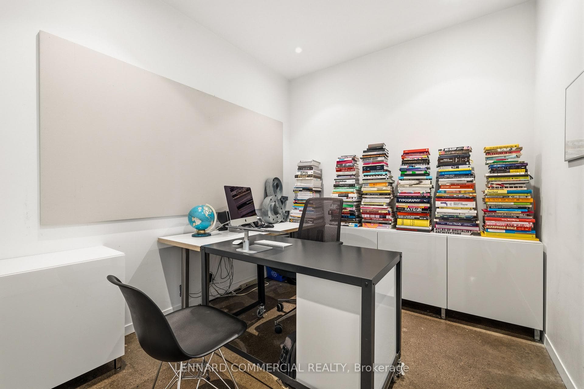 121 Logan Avenue photo 10
