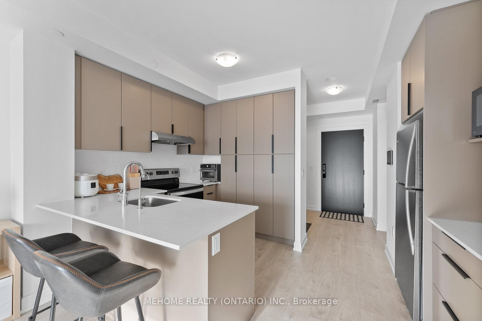 3200 William Coltson Avenue Unit 419 photo 5