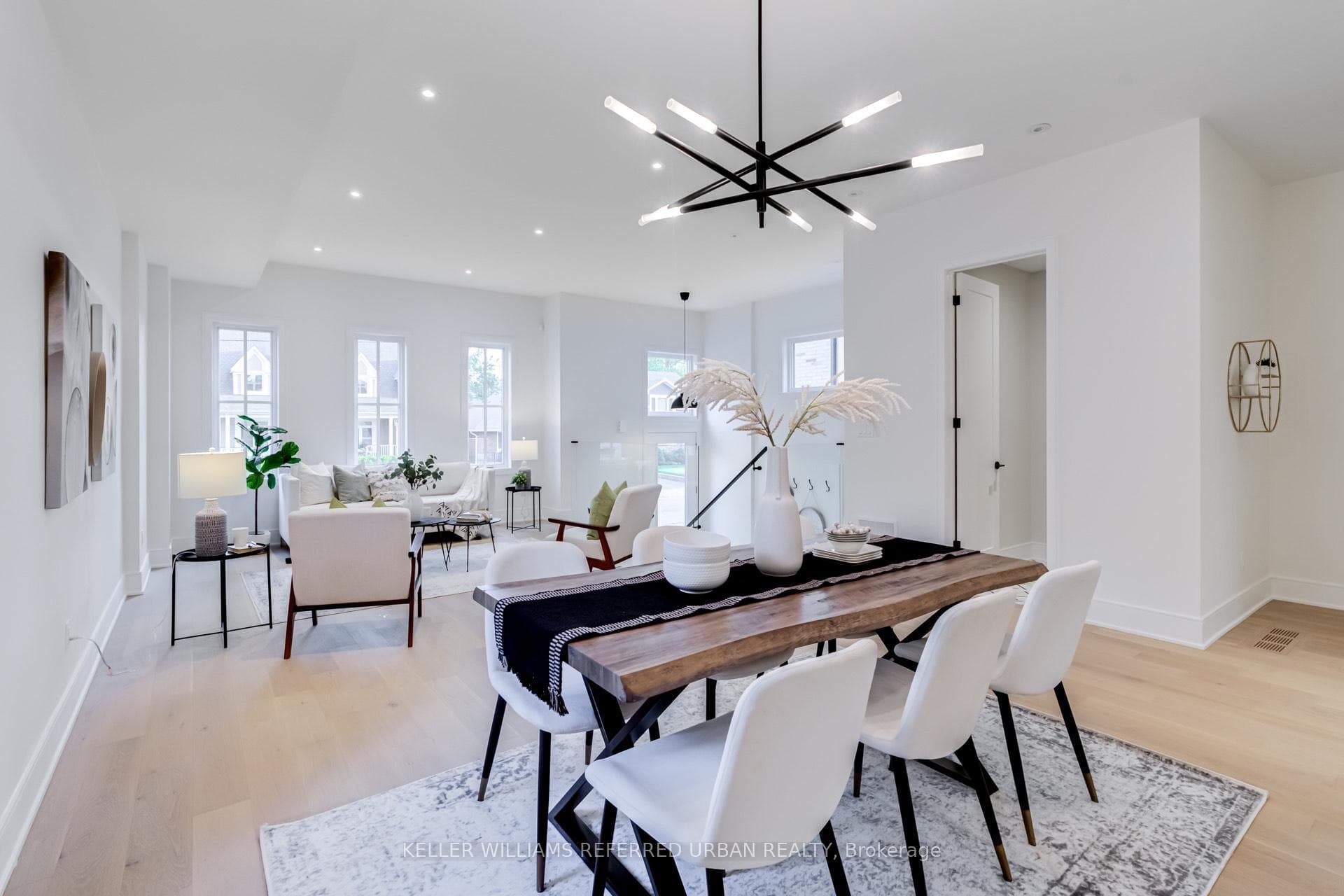 43 Benson Avenue photo 10