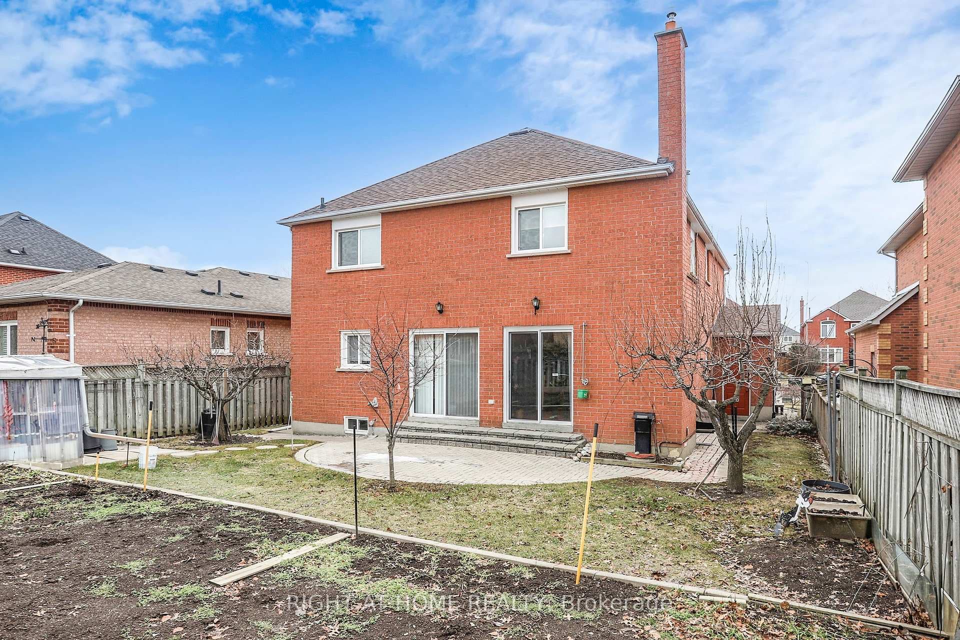 260 Avro Road photo 29