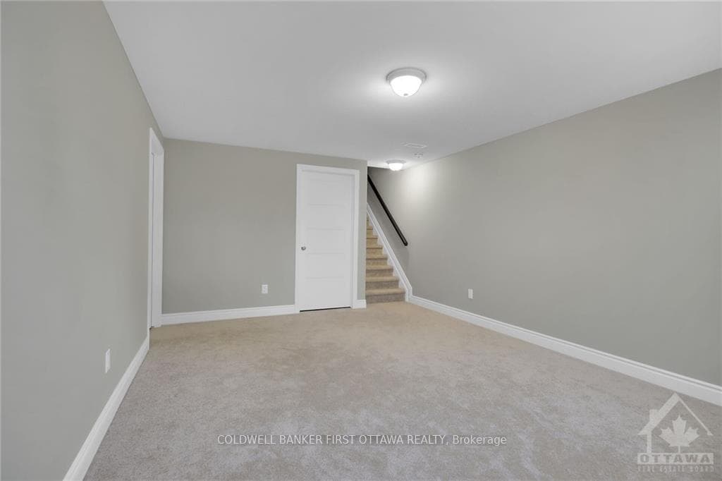 69 MCPHAIL Road photo 17