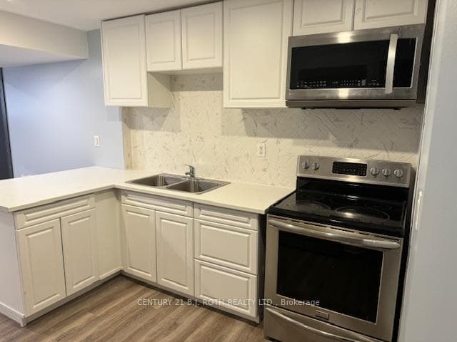 1398 Sheldon Street photo 19