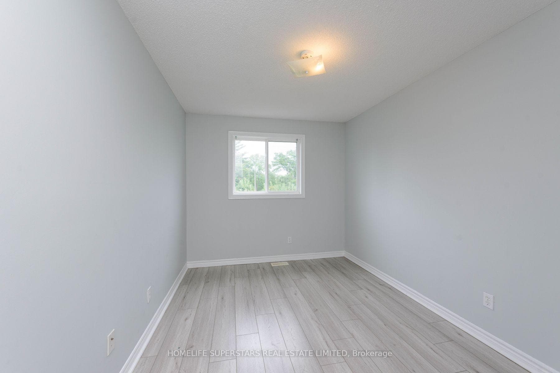59 Thames Way photo 17