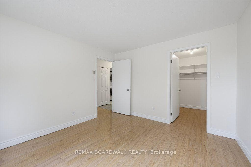 250 Brittany Drive Unit 207 photo 15