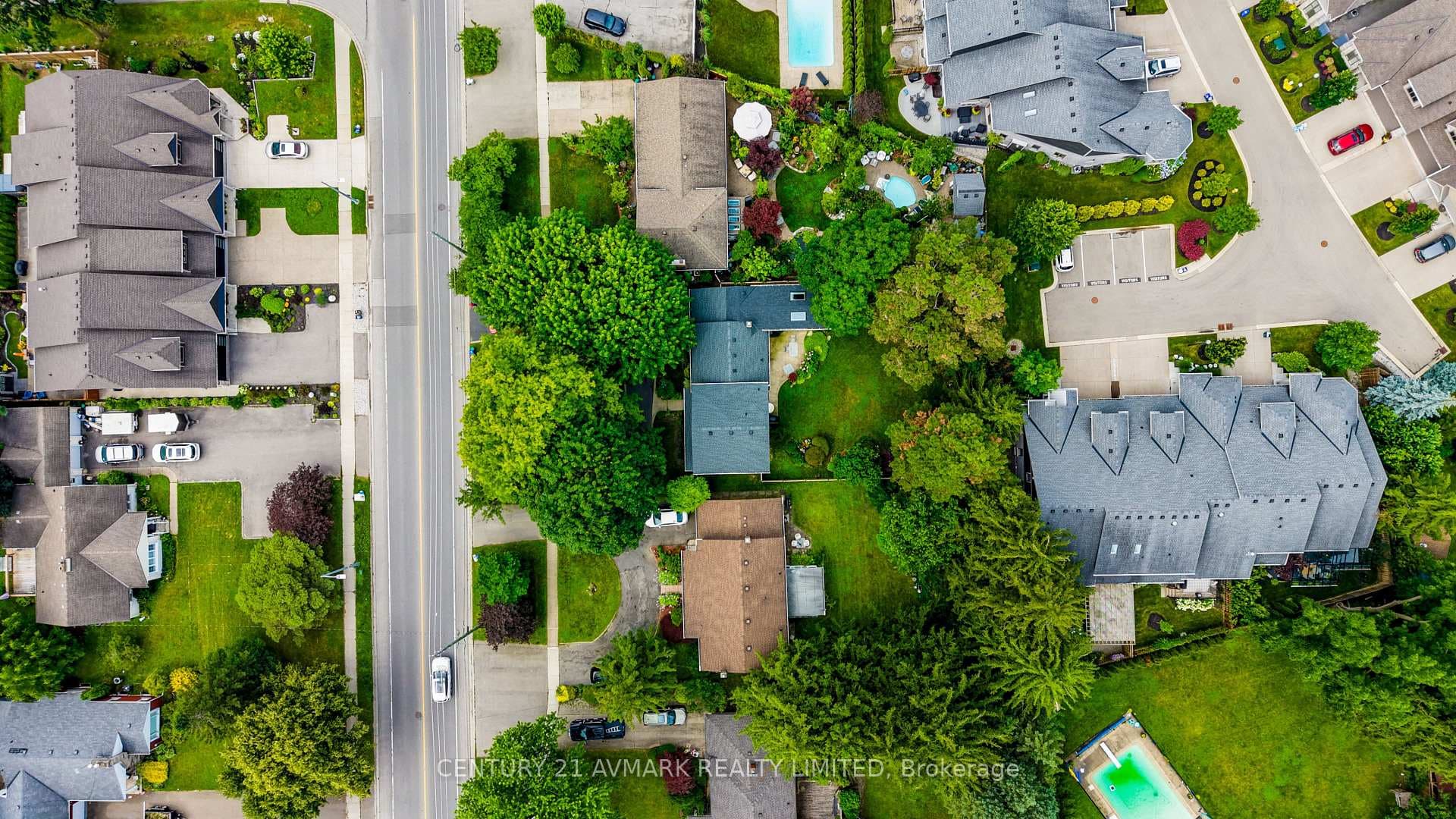 163 Lakeshore Road photo 39