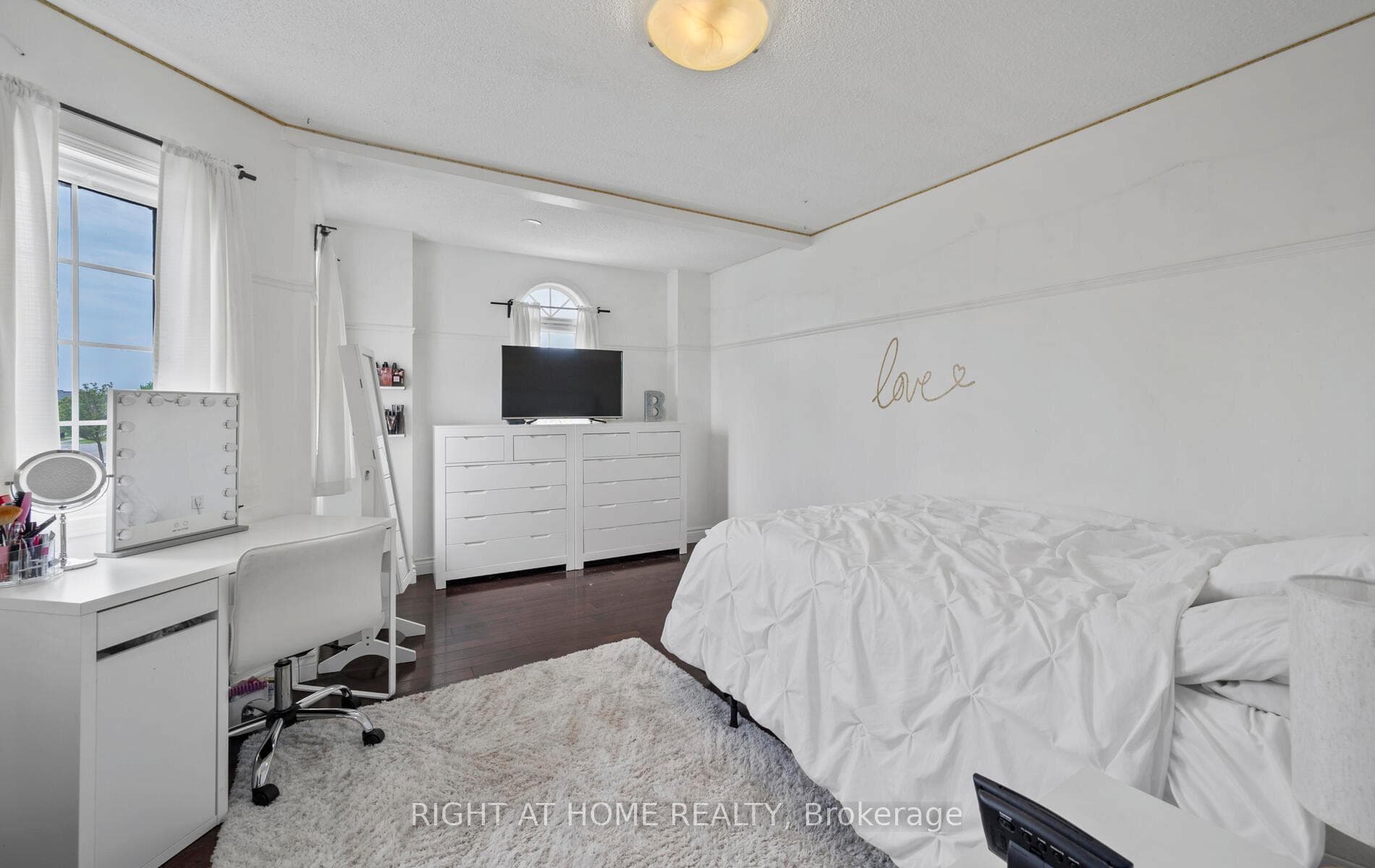117 Watford Street photo 22