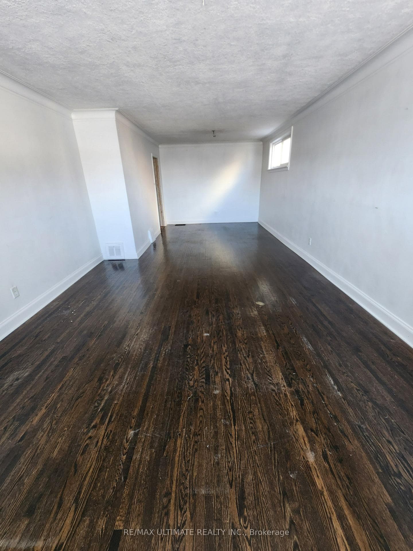 648 Glengrove Avenue photo 5