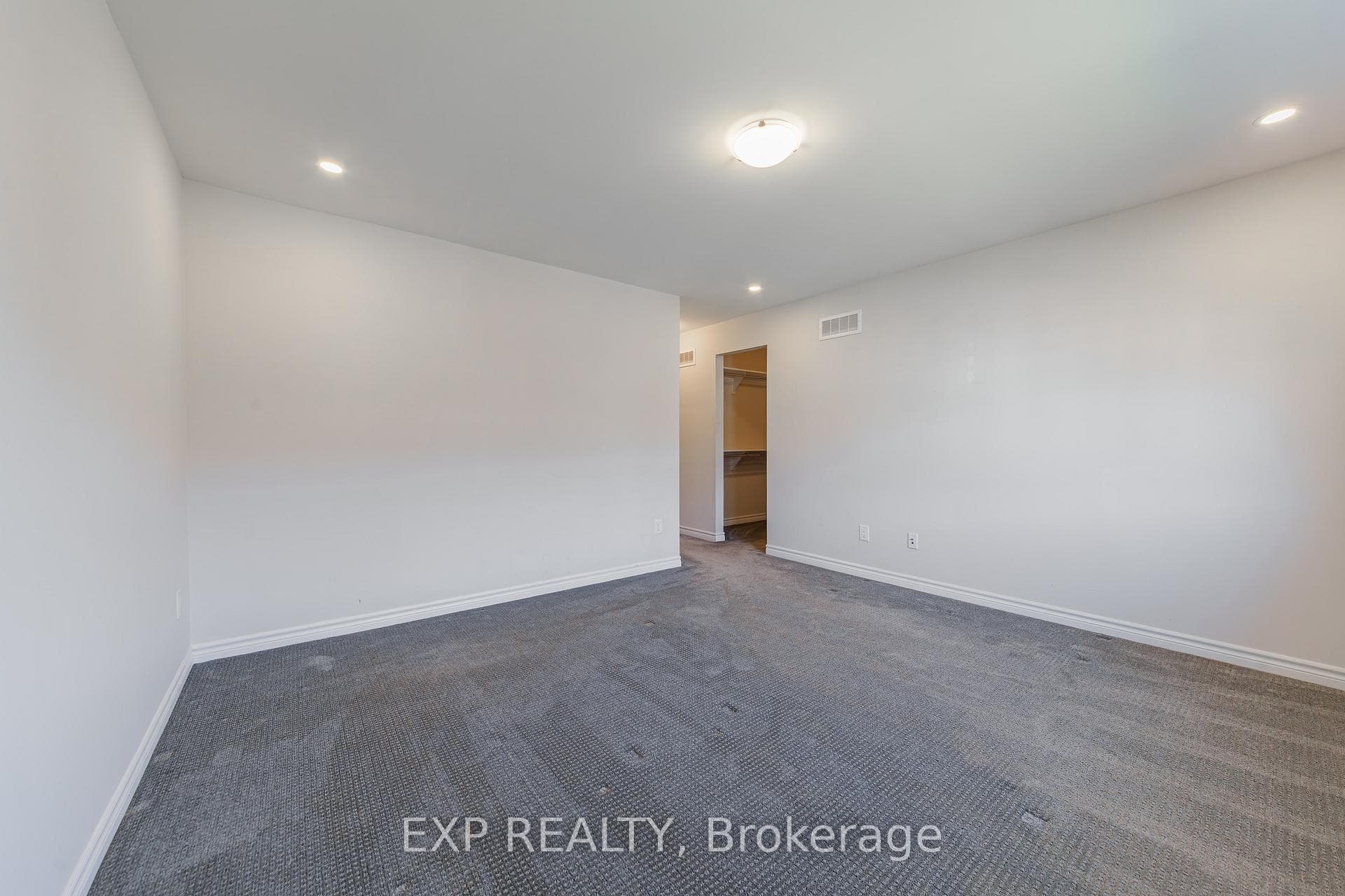 120 Patchell Place photo 23
