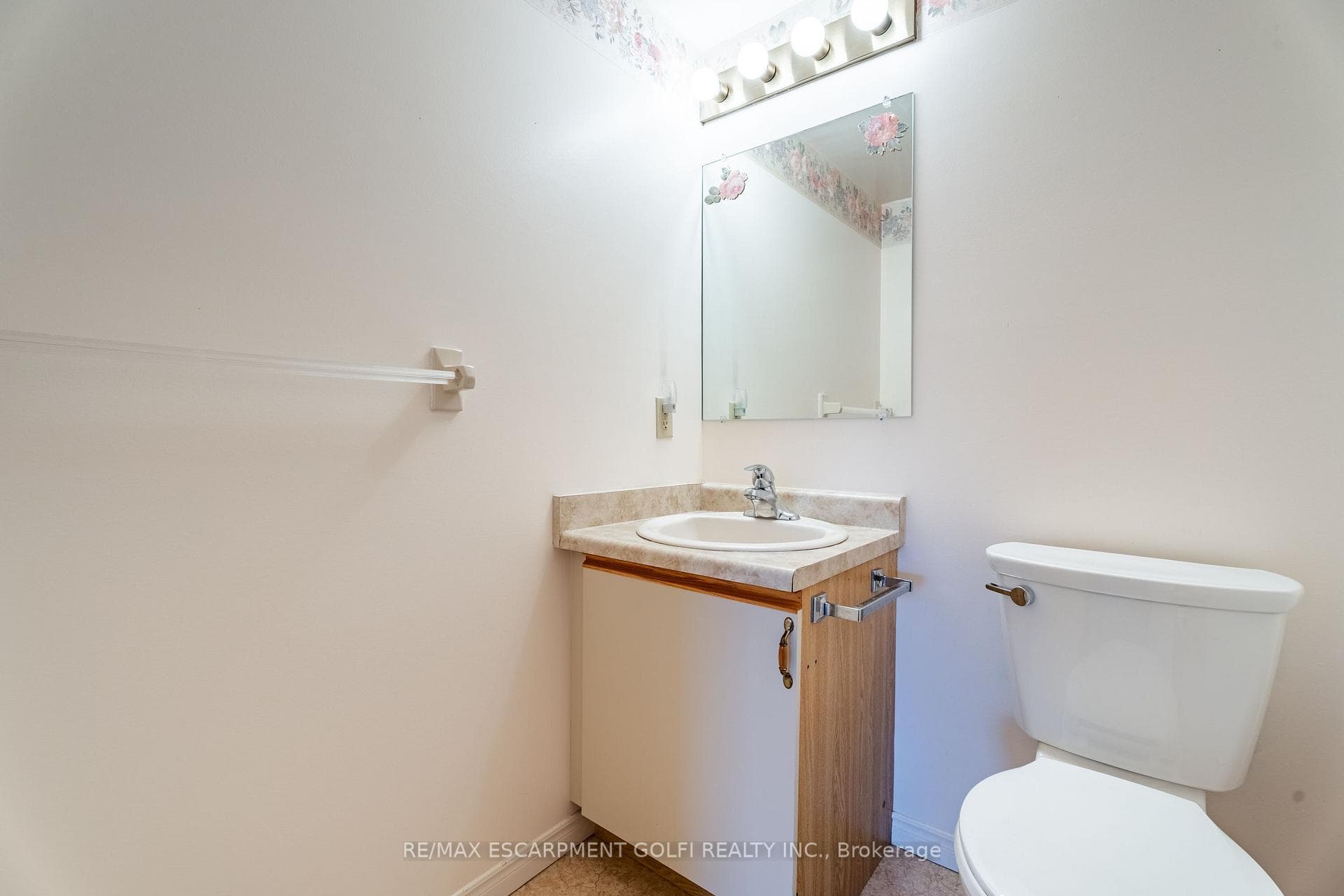 11 Mill Pond Court Unit 604 photo 23