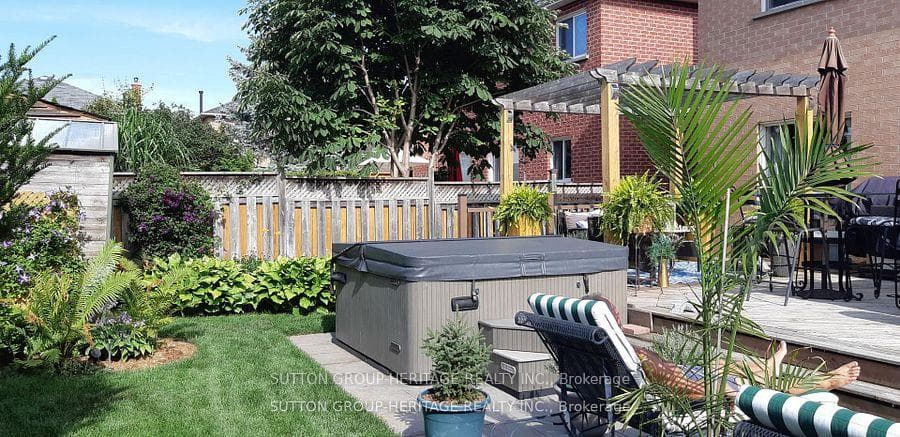 61 Eldridge Place photo 39