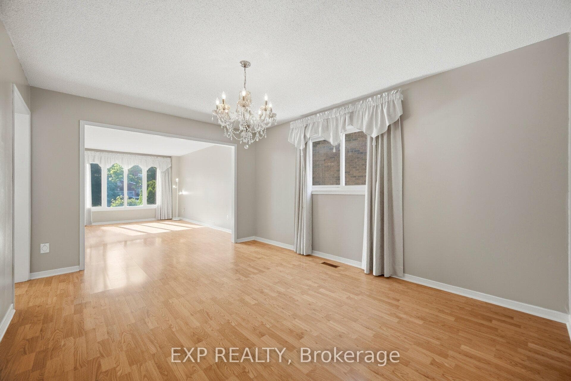 1938 Kempton Park Drive photo 6