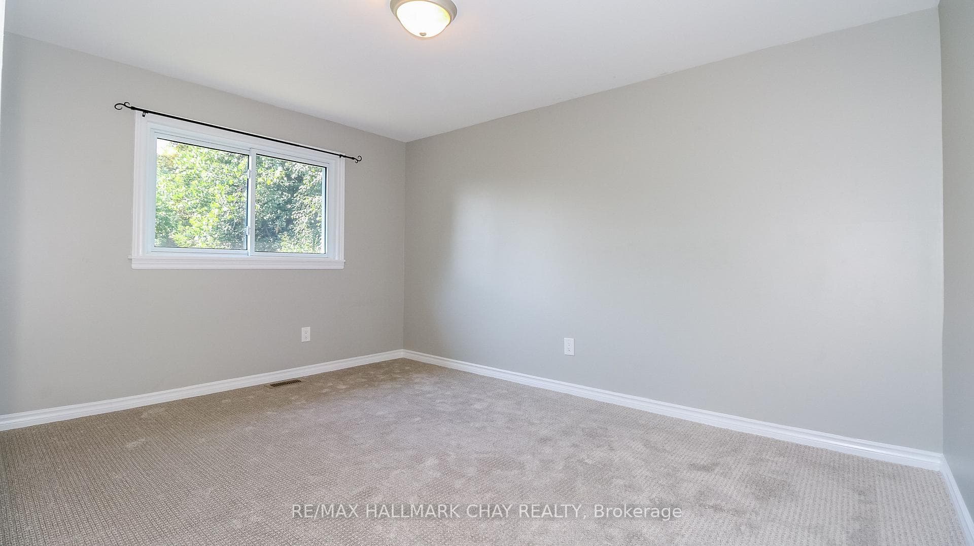 71 Briar Road photo 12